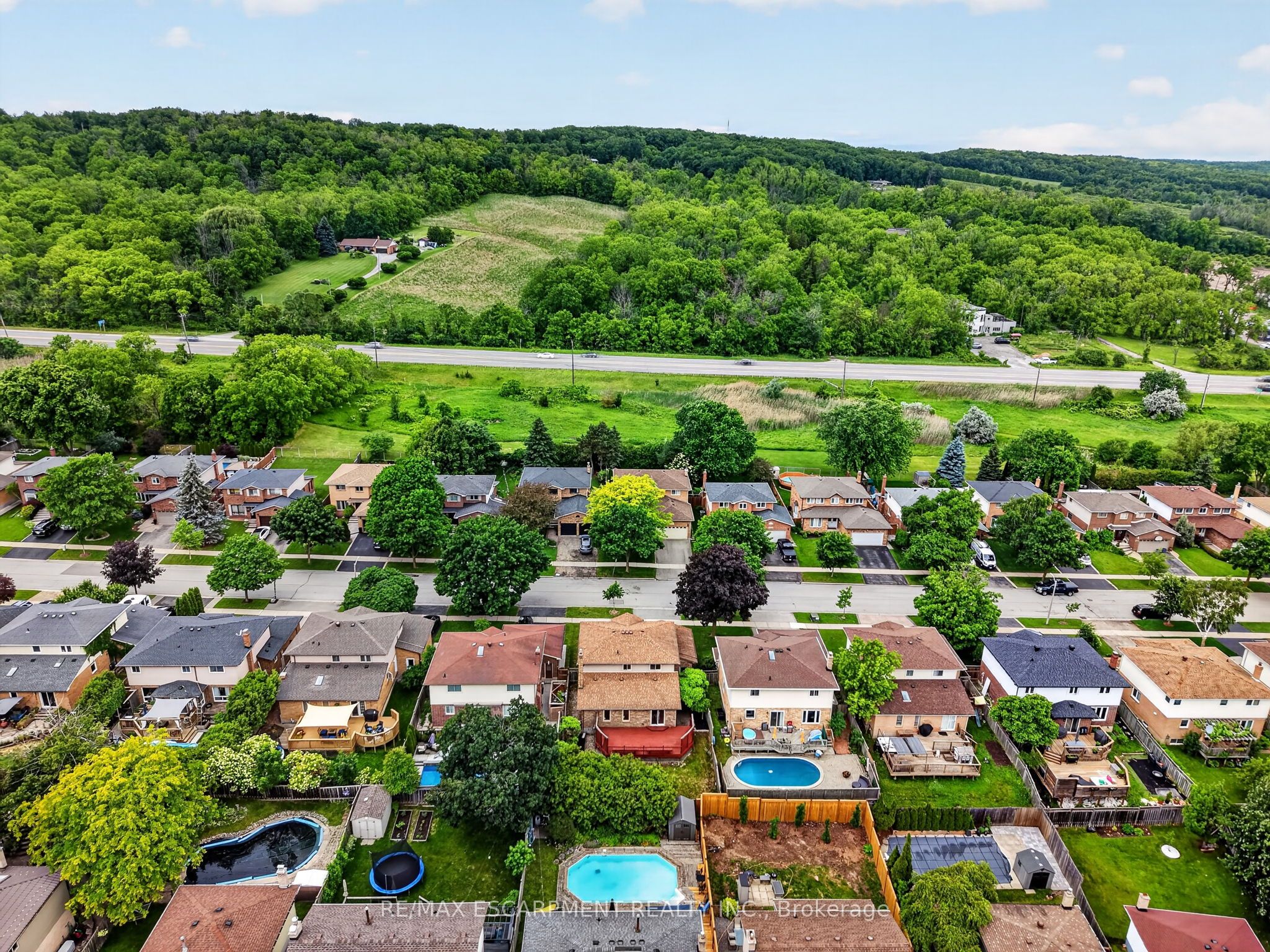 2450 Overton Drive, Burlington, ON L7P 4B5 photo 5