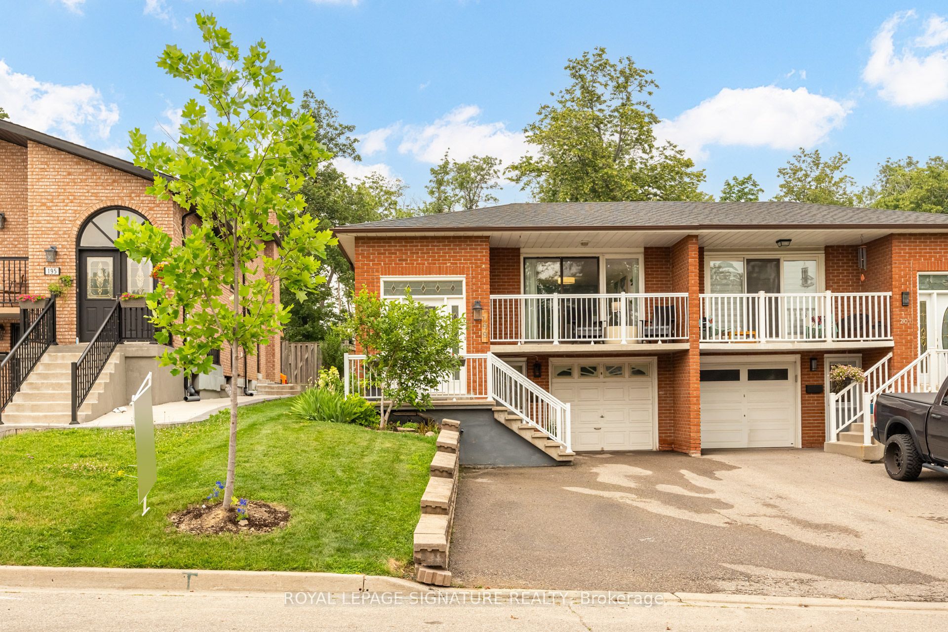 199 Chalfield Lane, Mississauga, ON L4Z 1K9 photo 3