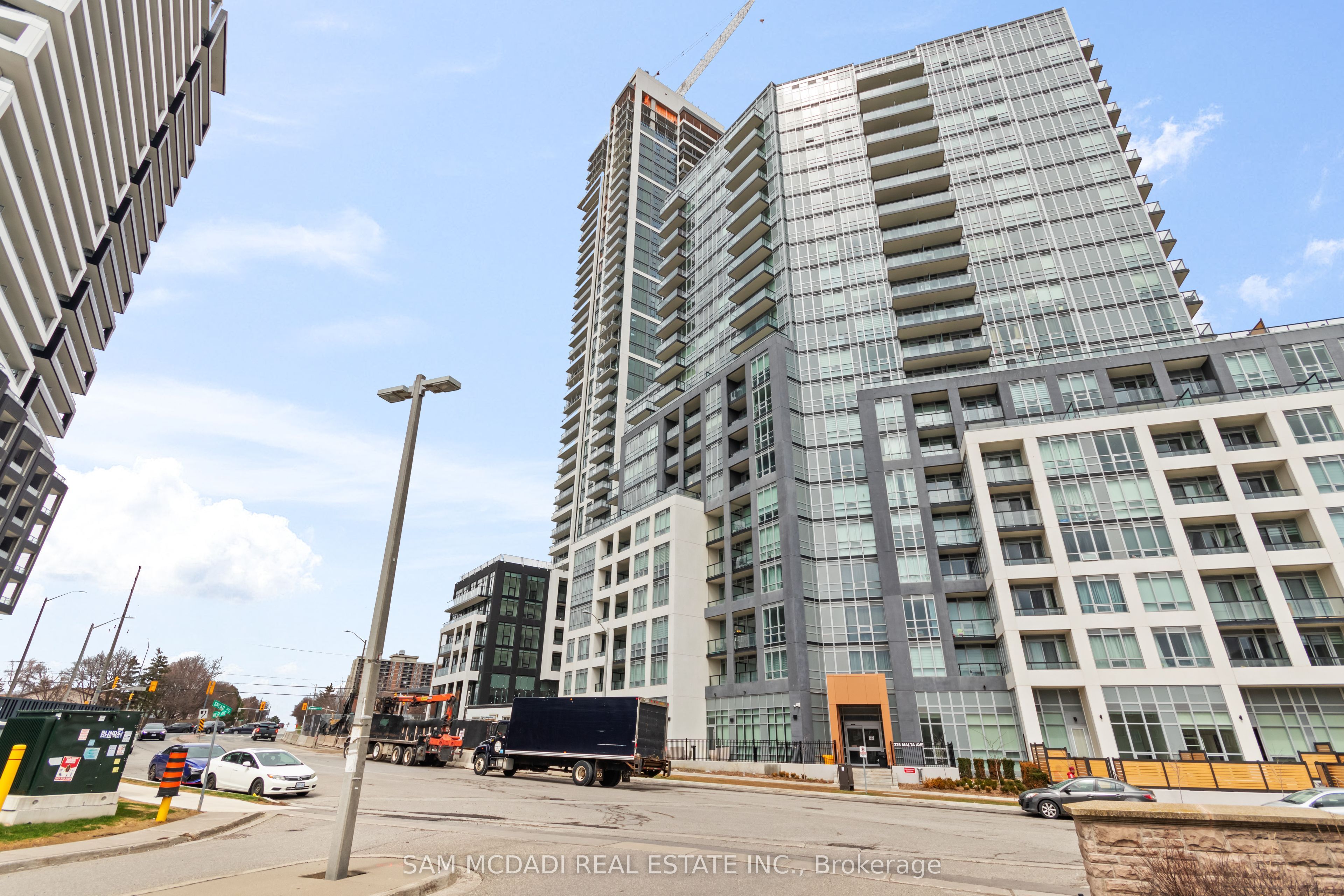 225 Malta Avenue 706, Brampton, ON L6Y 4M5