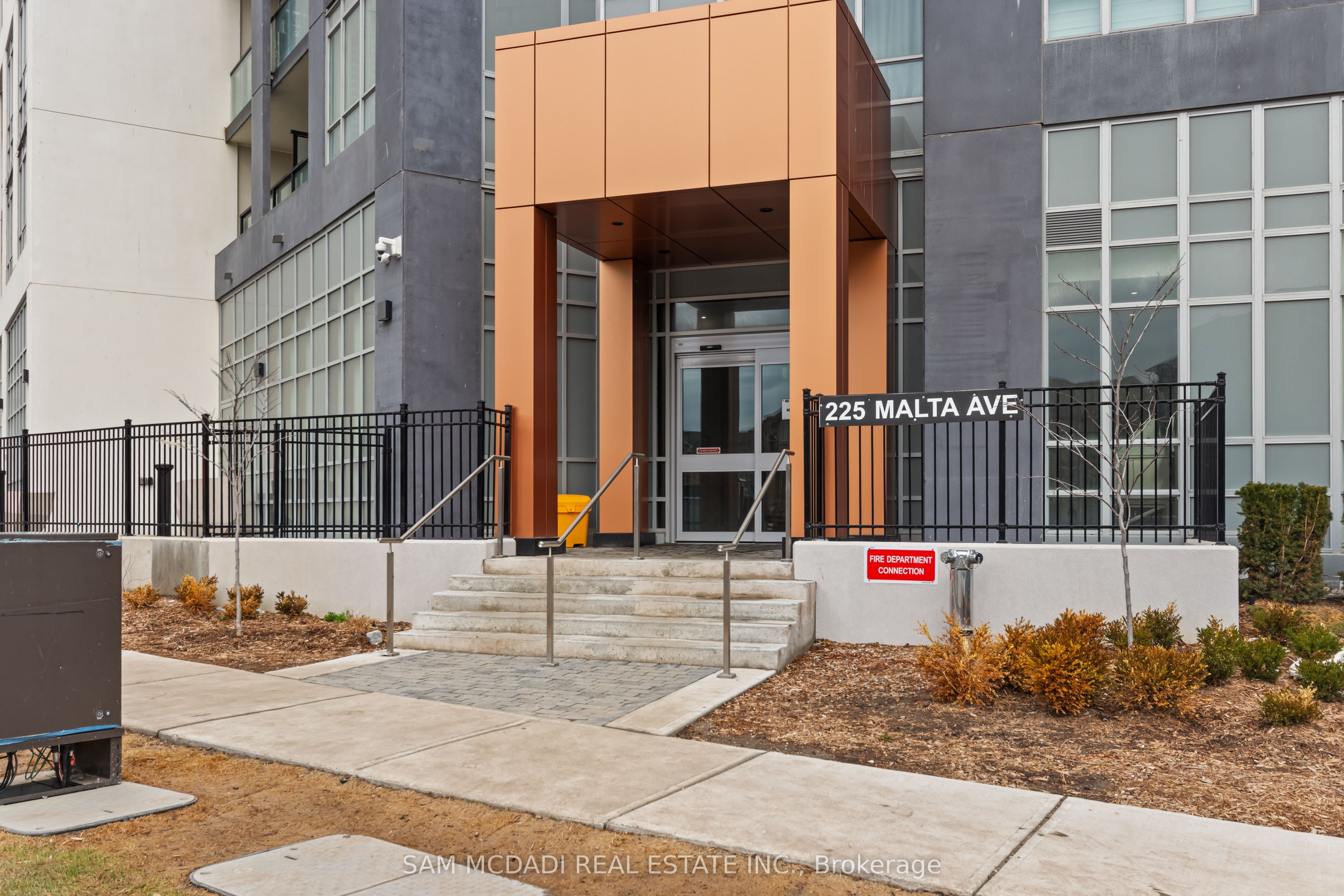 225 Malta Avenue 706, Brampton, ON L6Y 4M5 photo 3