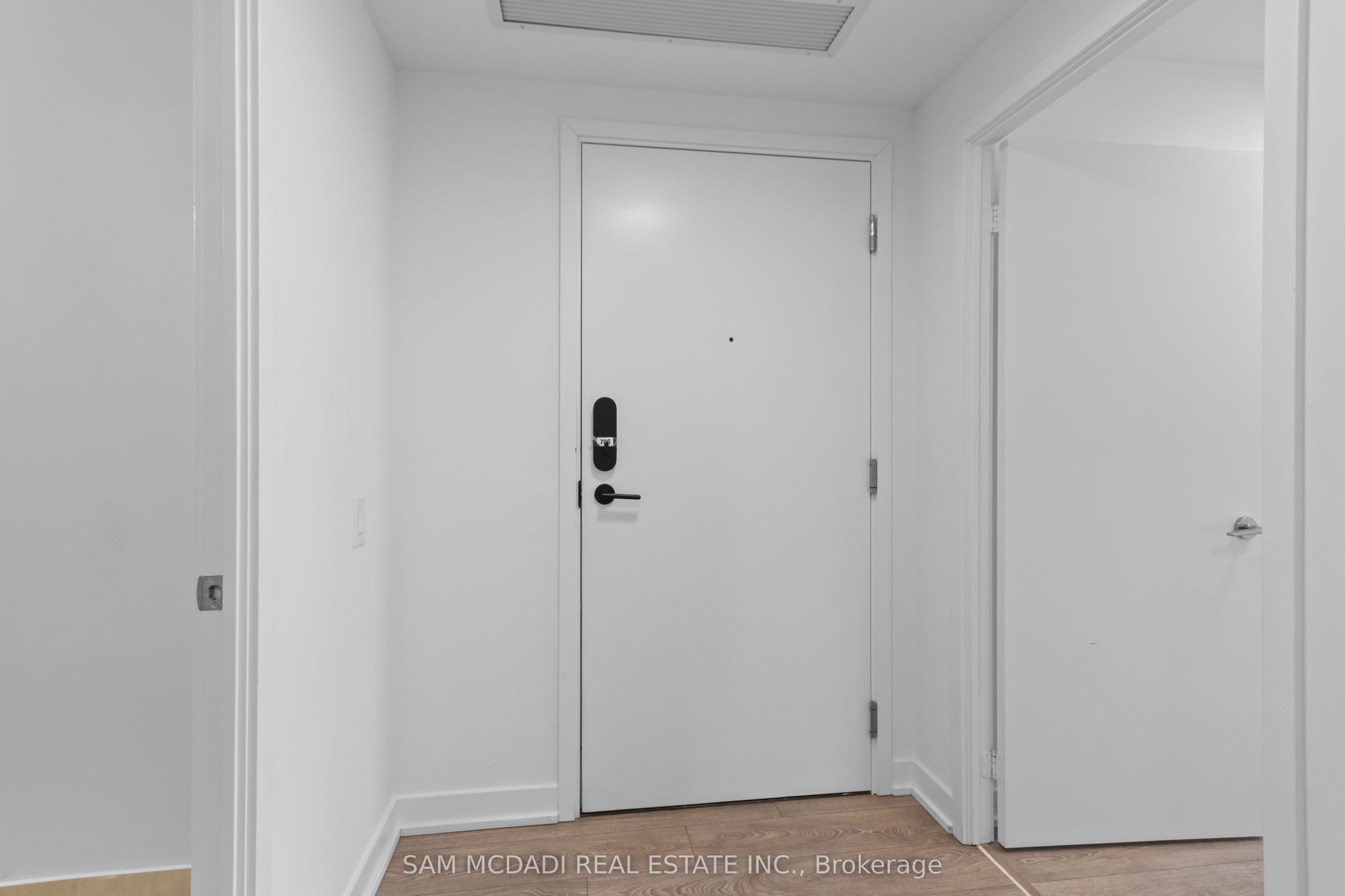 225 Malta Avenue 706, Brampton, ON L6Y 4M5 photo 5