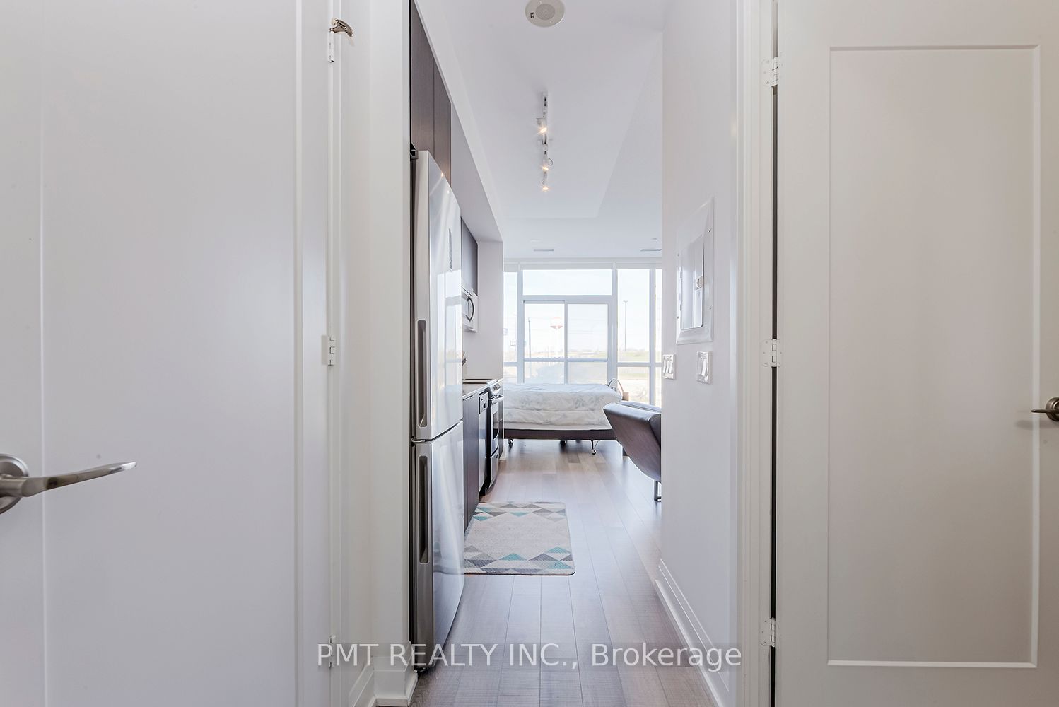 56 Annie Craig Drive 304, Toronto, ON M8V 0C8 photo 3