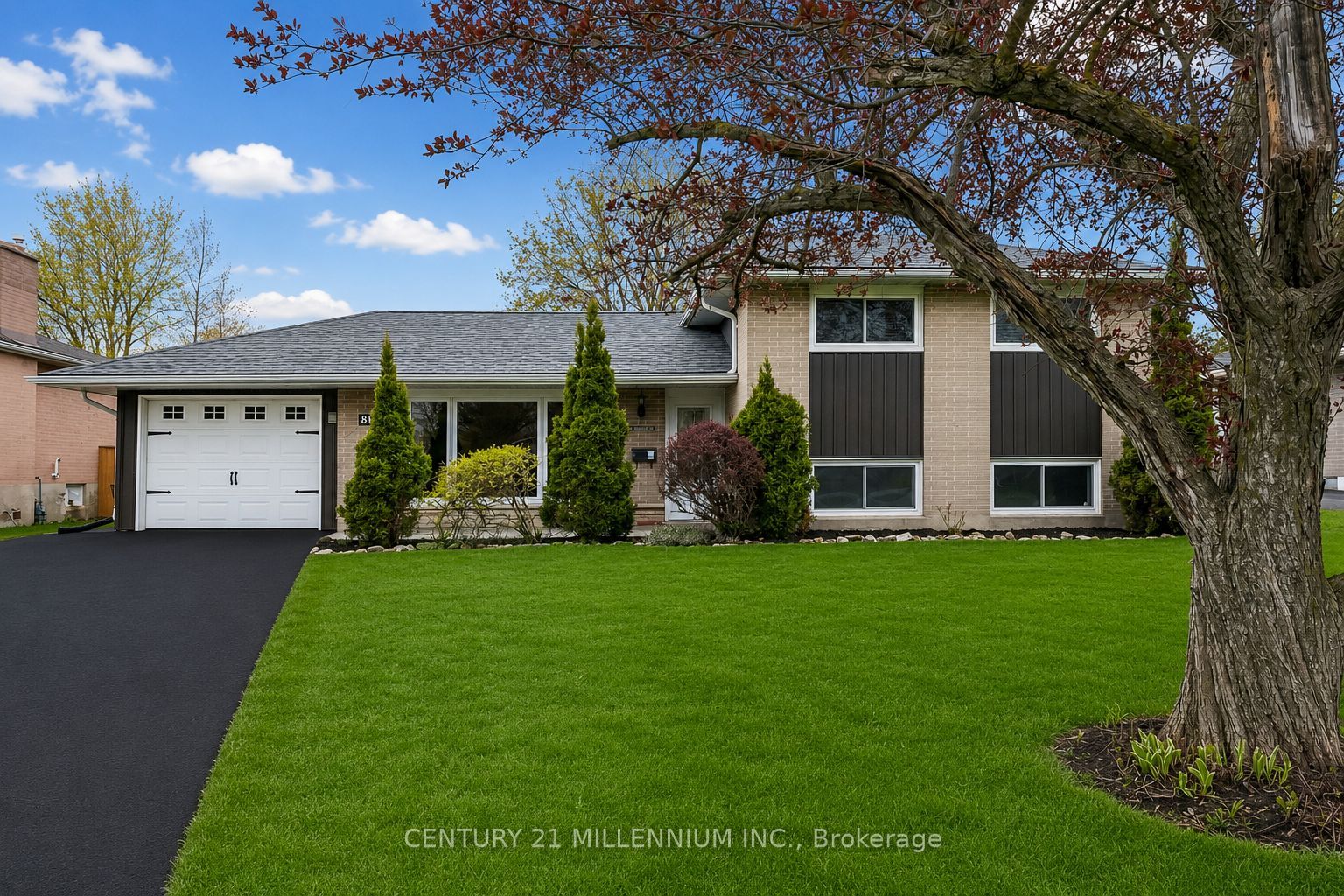 86 Dawson Road, Orangeville, ON L9W 2W6