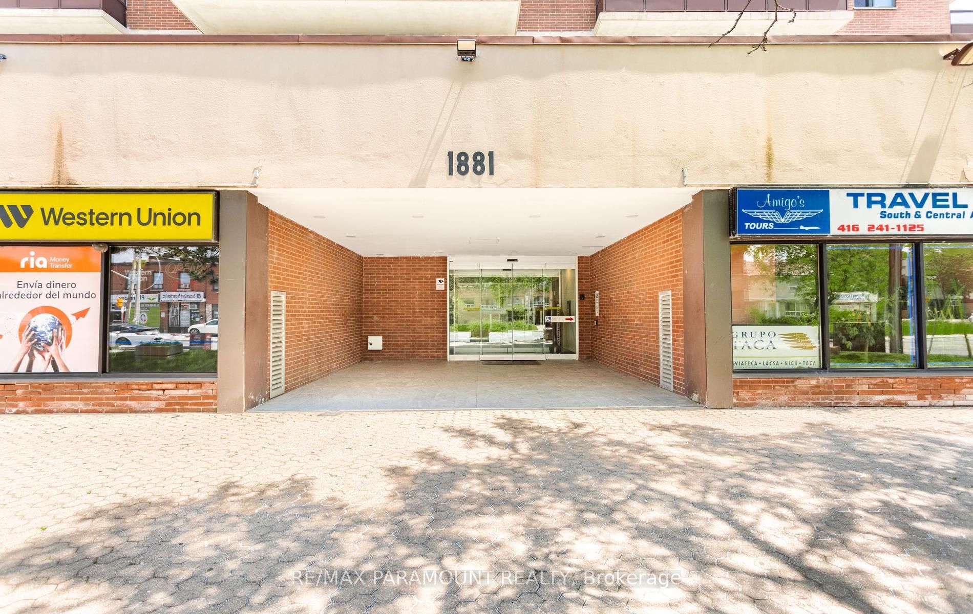 1881 Jane Street 303, Toronto, ON M9N 3S7 photo 4
