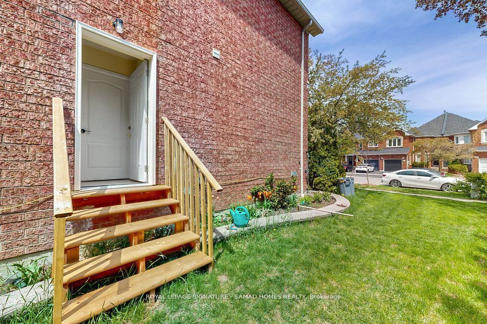 456 Barondale Drive Bsmt, Mississauga, ON L4Z 3W2 photo 4