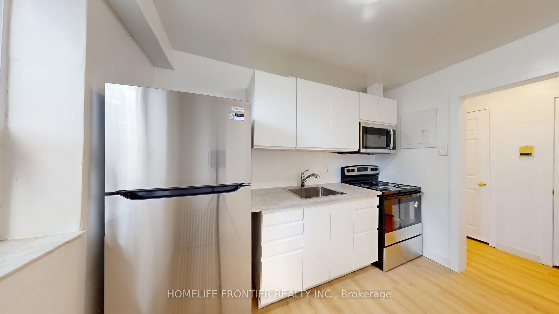 1110 Weston Road #2, Toronto, ON M6N 3S4 photo 4