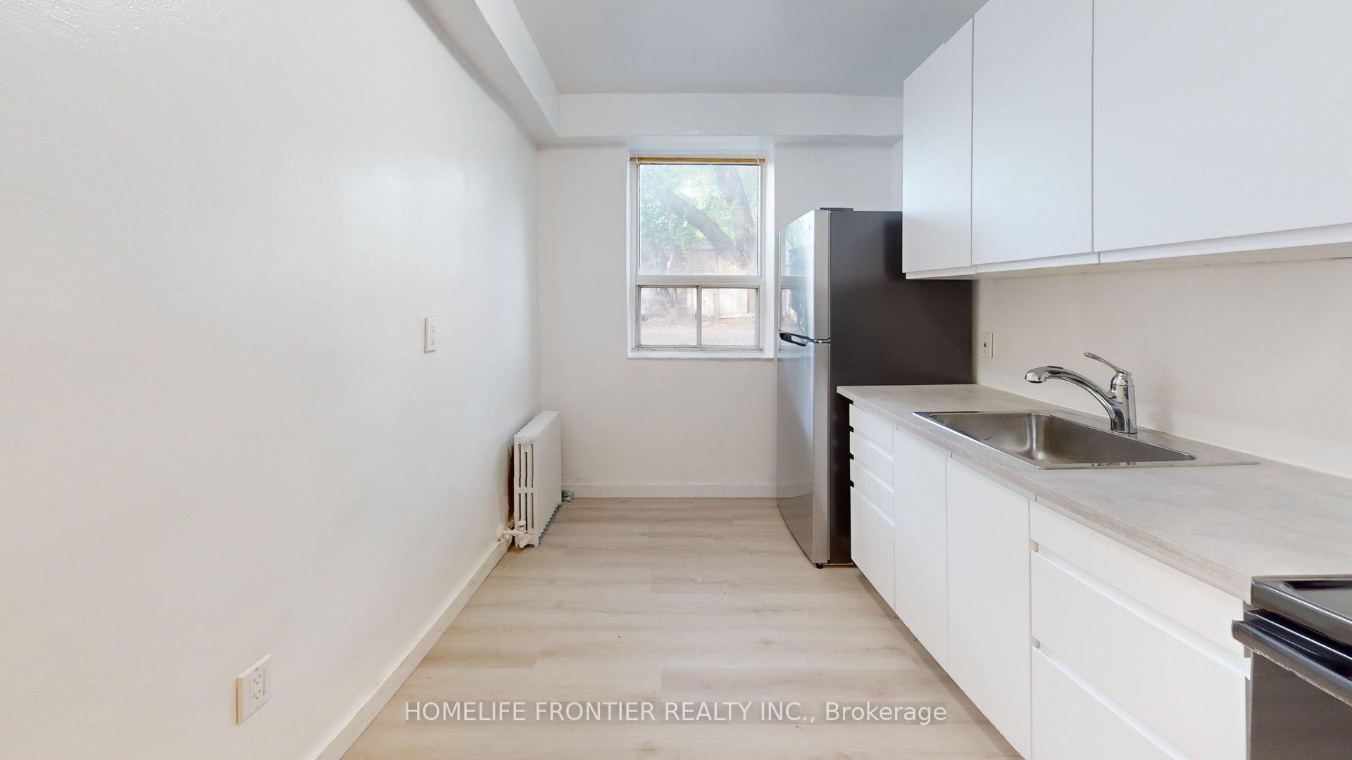 1110 Weston Road #2, Toronto, ON M6N 3S4 photo 5