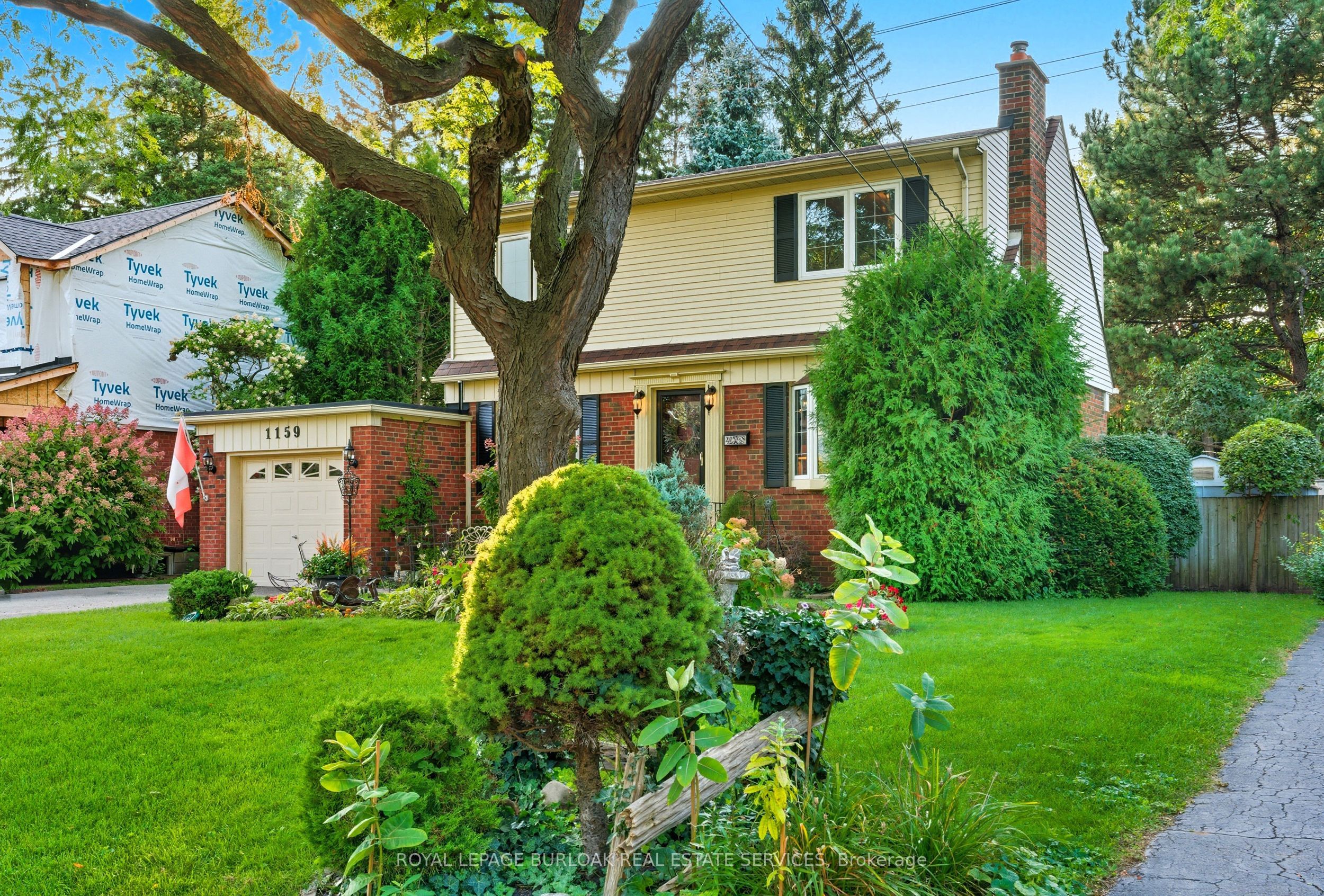 1159 Greening Avenue, Mississauga, ON L4Y 1H3 photo 2