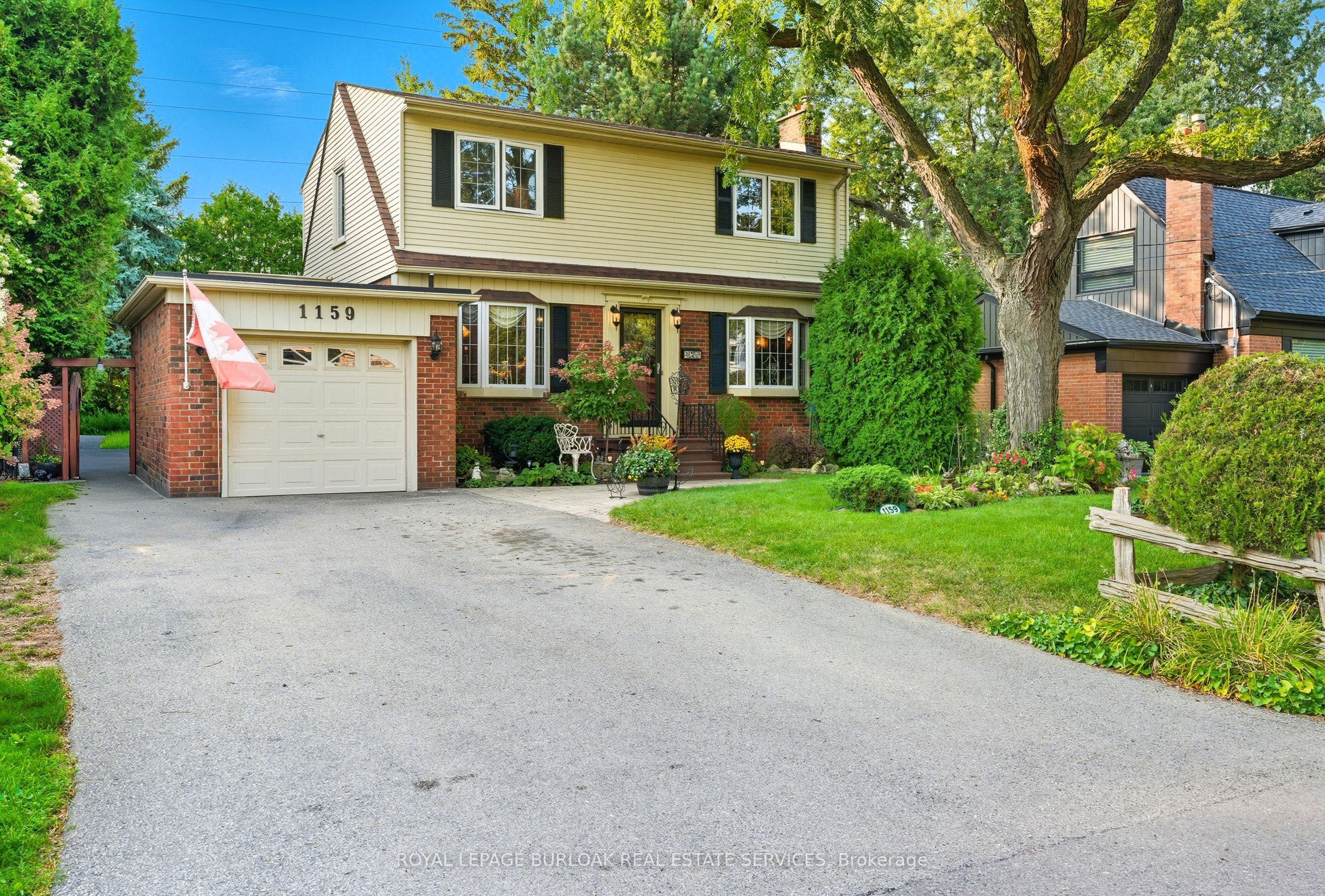 1159 Greening Avenue, Mississauga, ON L4Y 1H3 photo 3