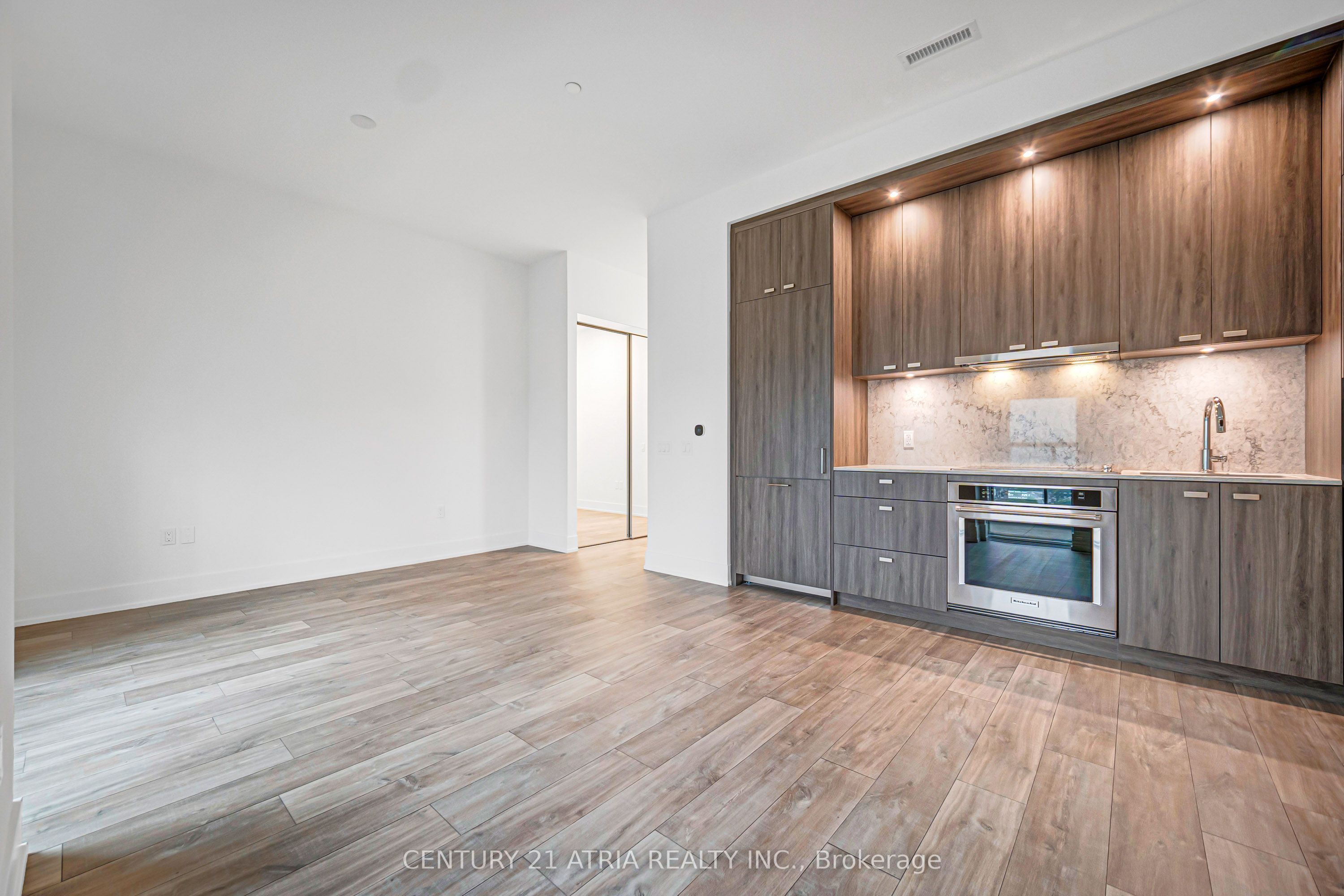 858 Dupont Street PH03, Toronto, ON M6G 0C1 photo 2