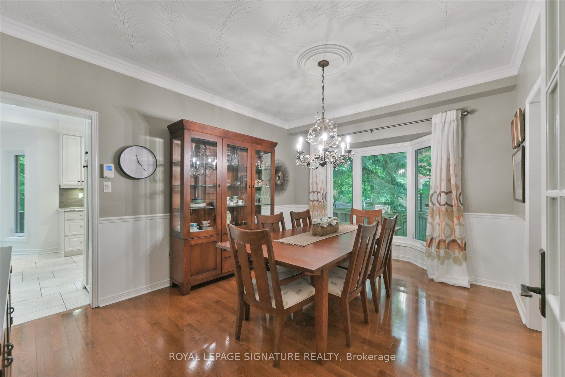 2044 Waterbridge Drive, Burlington, ON L7M 3W2 photo 4