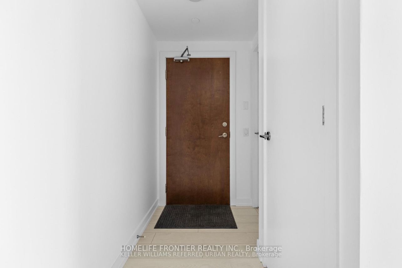 2200 W Lakeshore Boulevard W 3610, Toronto, ON M8V 1A4