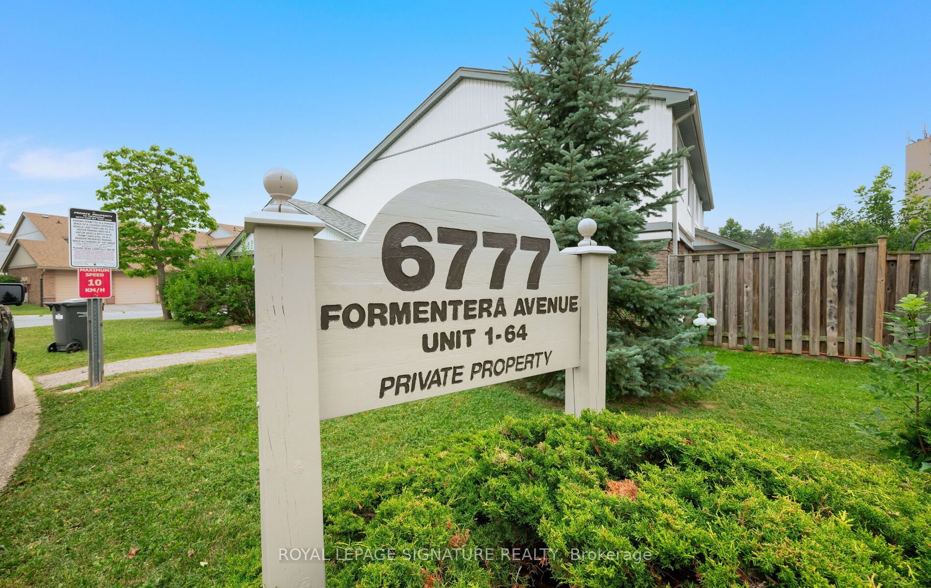 6777 Formentera Avenue 28, Mississauga, ON L5N 2M3 photo 2