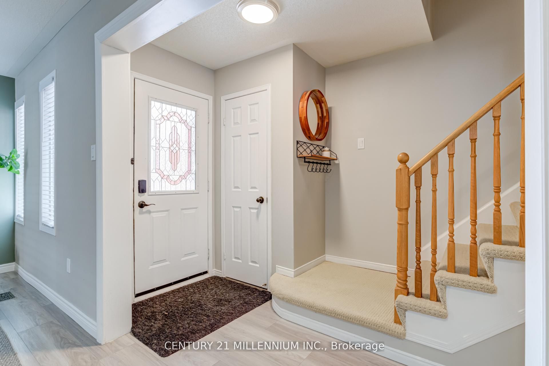 327 Perry Road, Orangeville, ON L9W 4Y9 photo 3