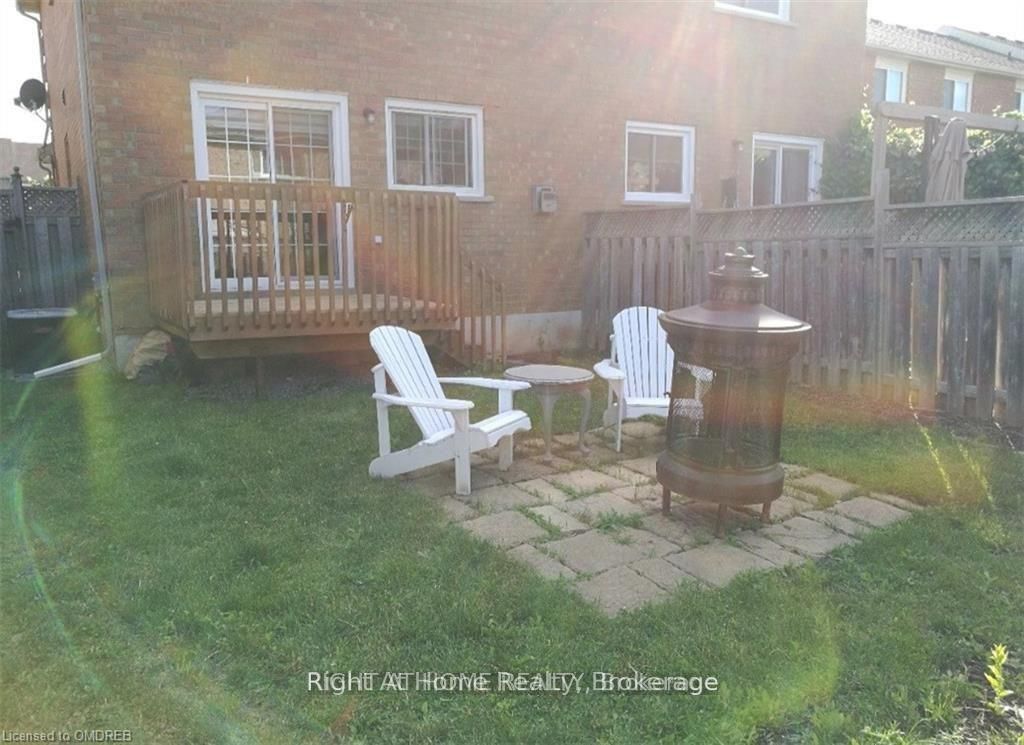 2239 Dale Ridge Drive, Oakville, ON L6M 3L4 photo 5
