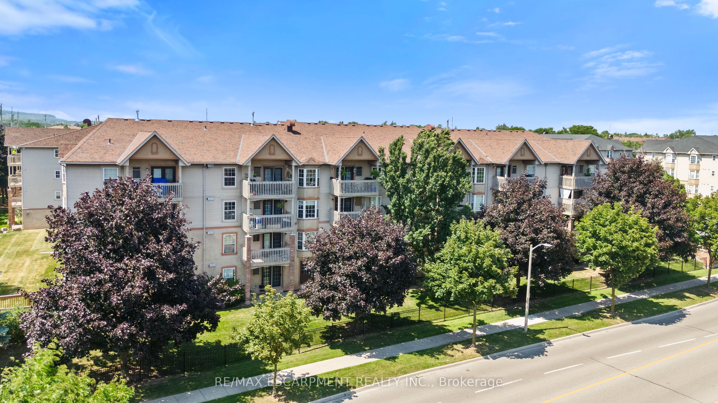 4005 KILMER Drive 202, Burlington, ON L7M 4M2 photo 2