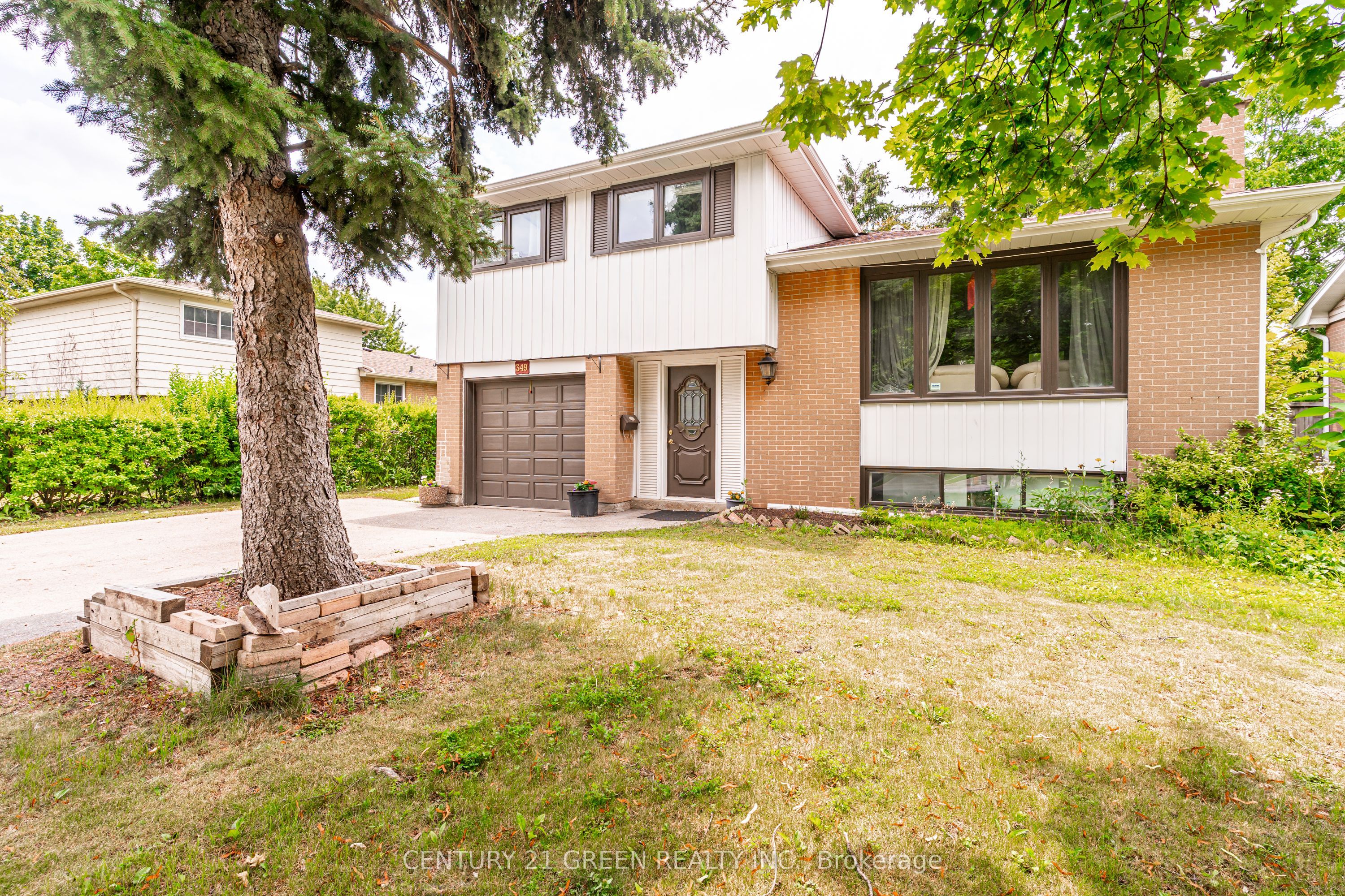 349 Bartley Bull Parkway, Brampton, ON L6W 2L5 photo 3