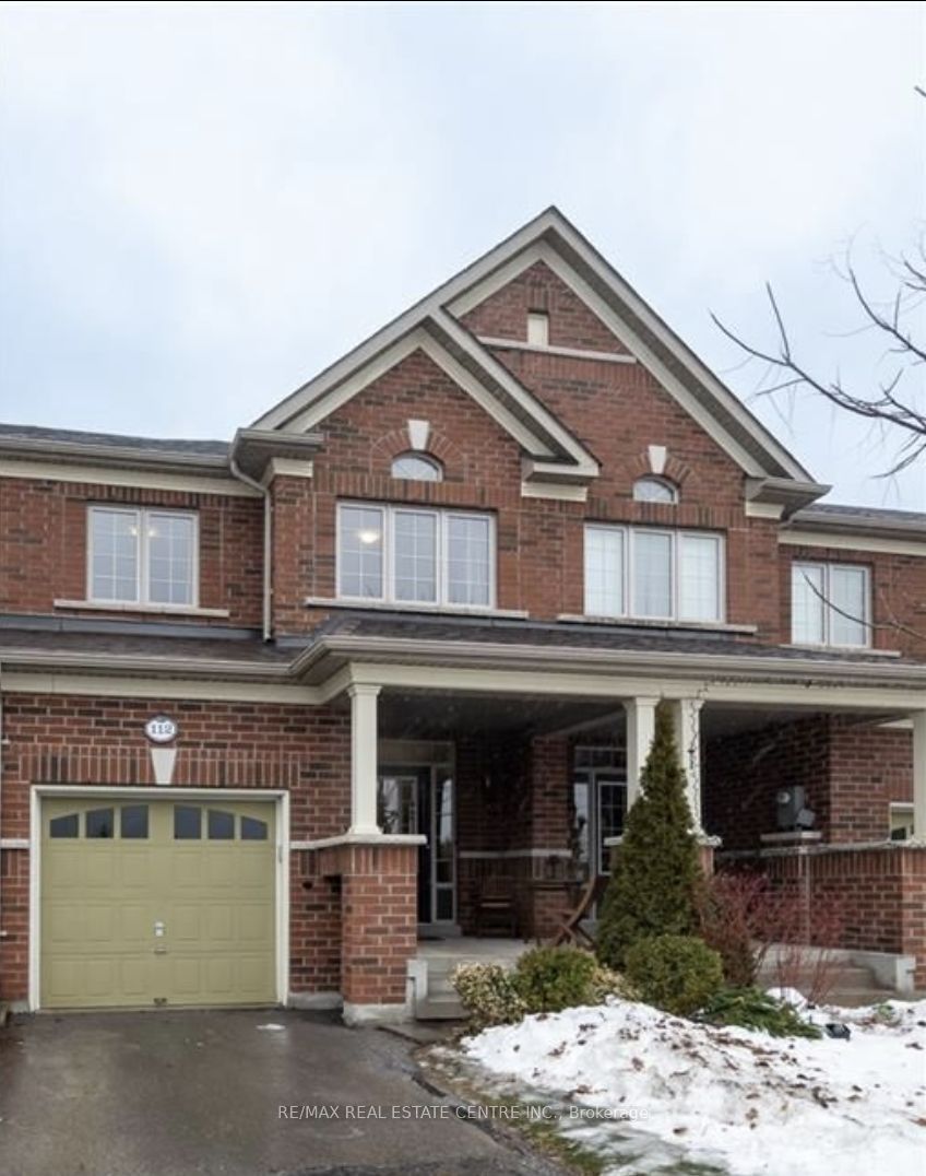 112 Hanson Crescent, Milton, ON L9T 2X5