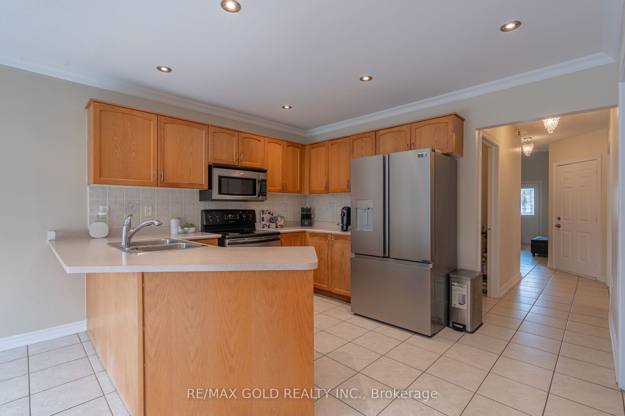 409 Fernforest Drive, Brampton, ON L6R 3B6 photo 5