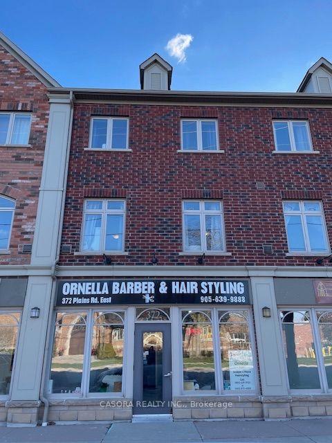 362 Plains Road E 31, Burlington, ON L7T 0A4
