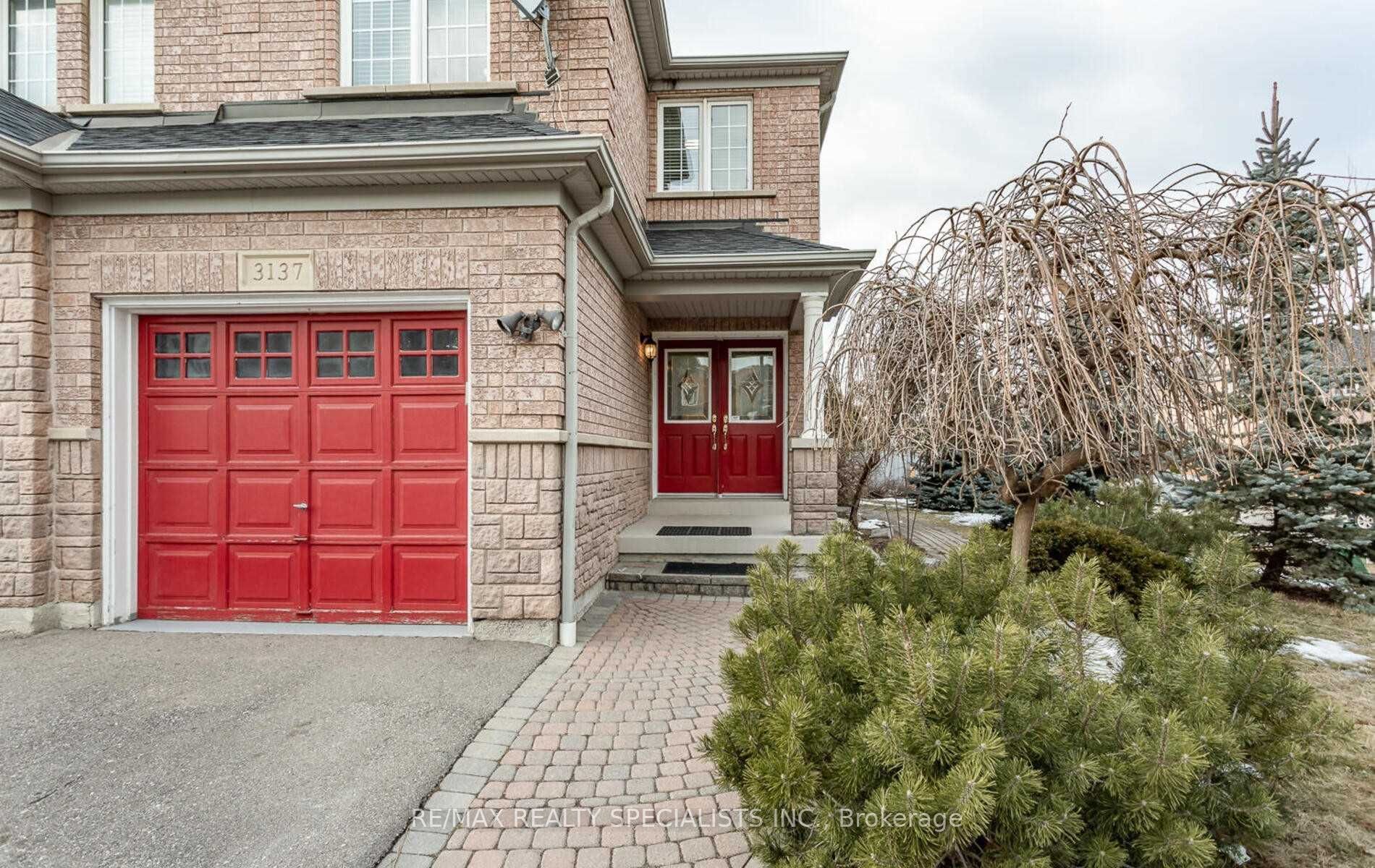3137 Bentley Drive, Mississauga, ON L5M 6V8 photo 3