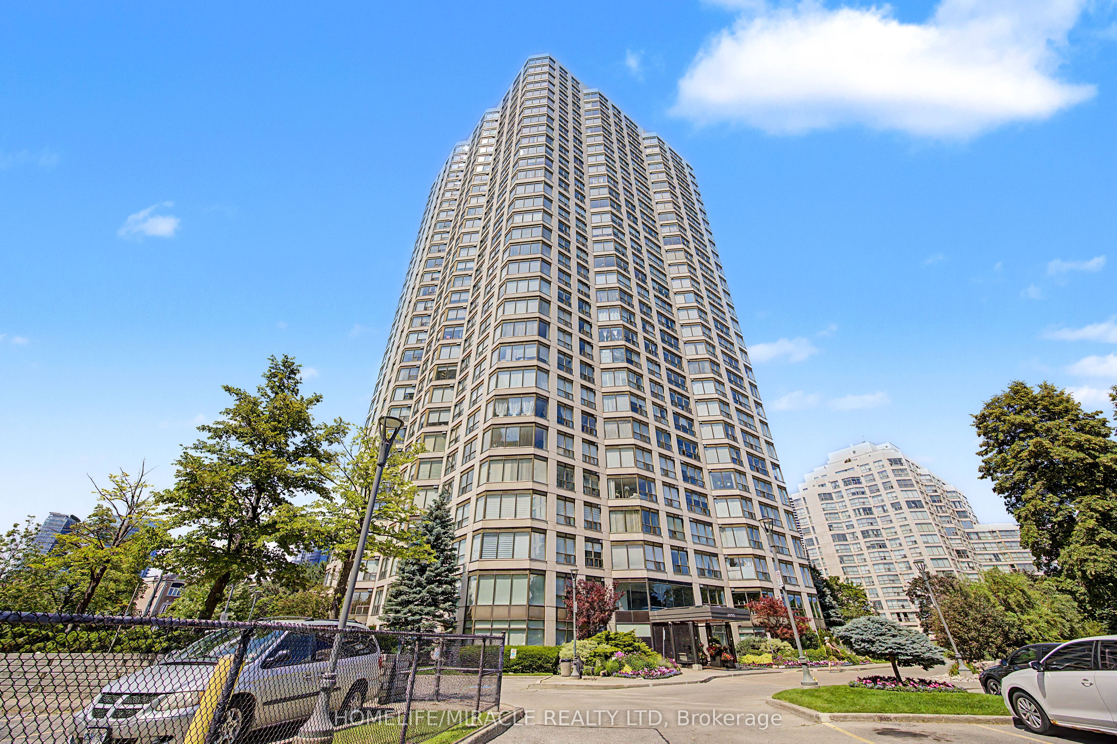 2269 Lakeshore Boulevard W 2603, Toronto, ON M8V 3X6 photo 2