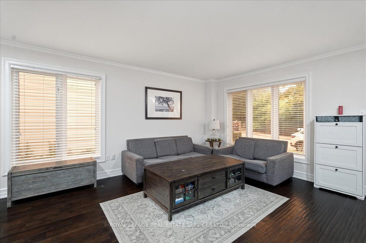 5185 Bunton Crescent, Burlington, ON L7L 6J3 photo 4