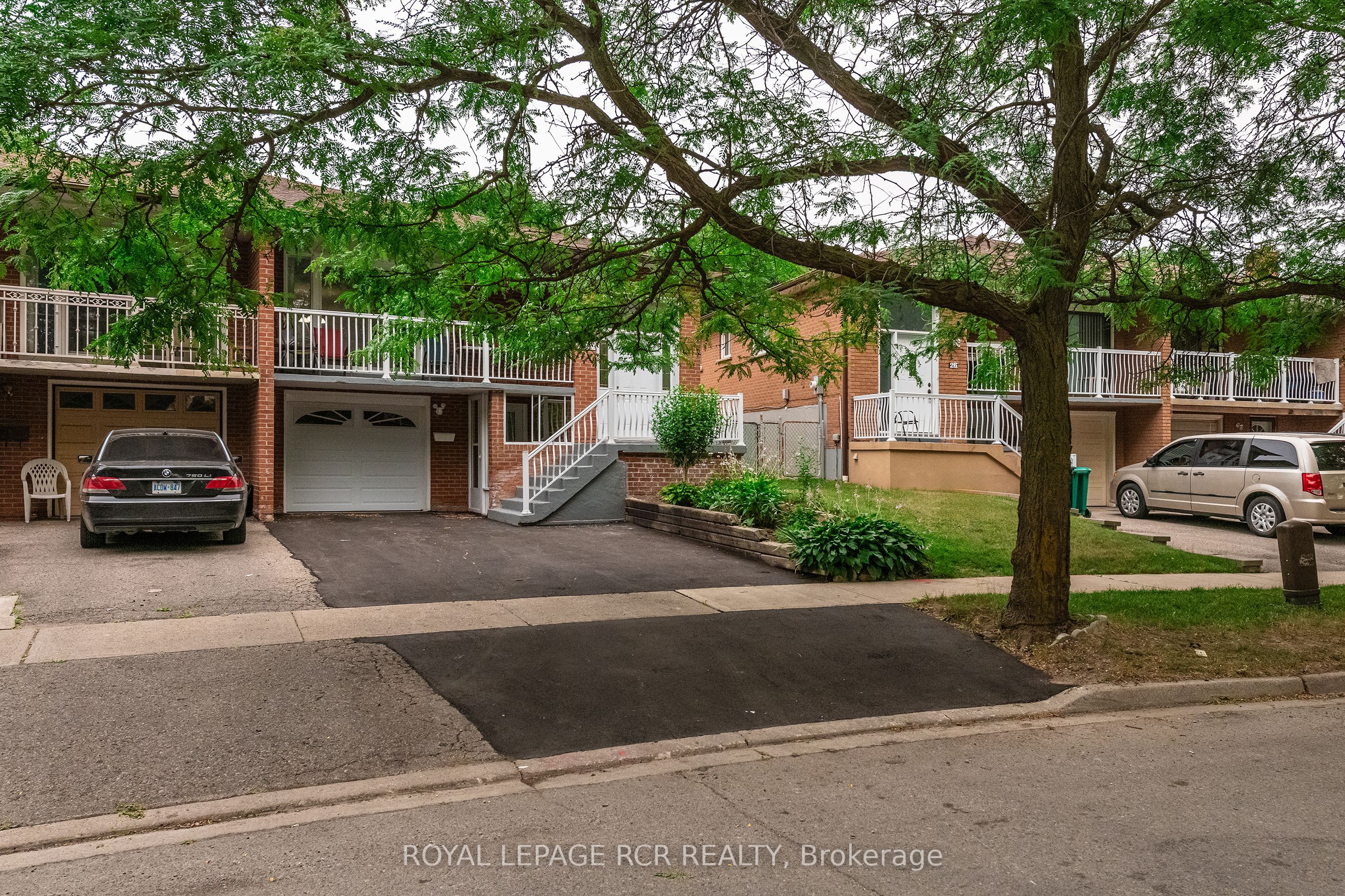 24 Petunias Road, Brampton, ON L6V 3G8