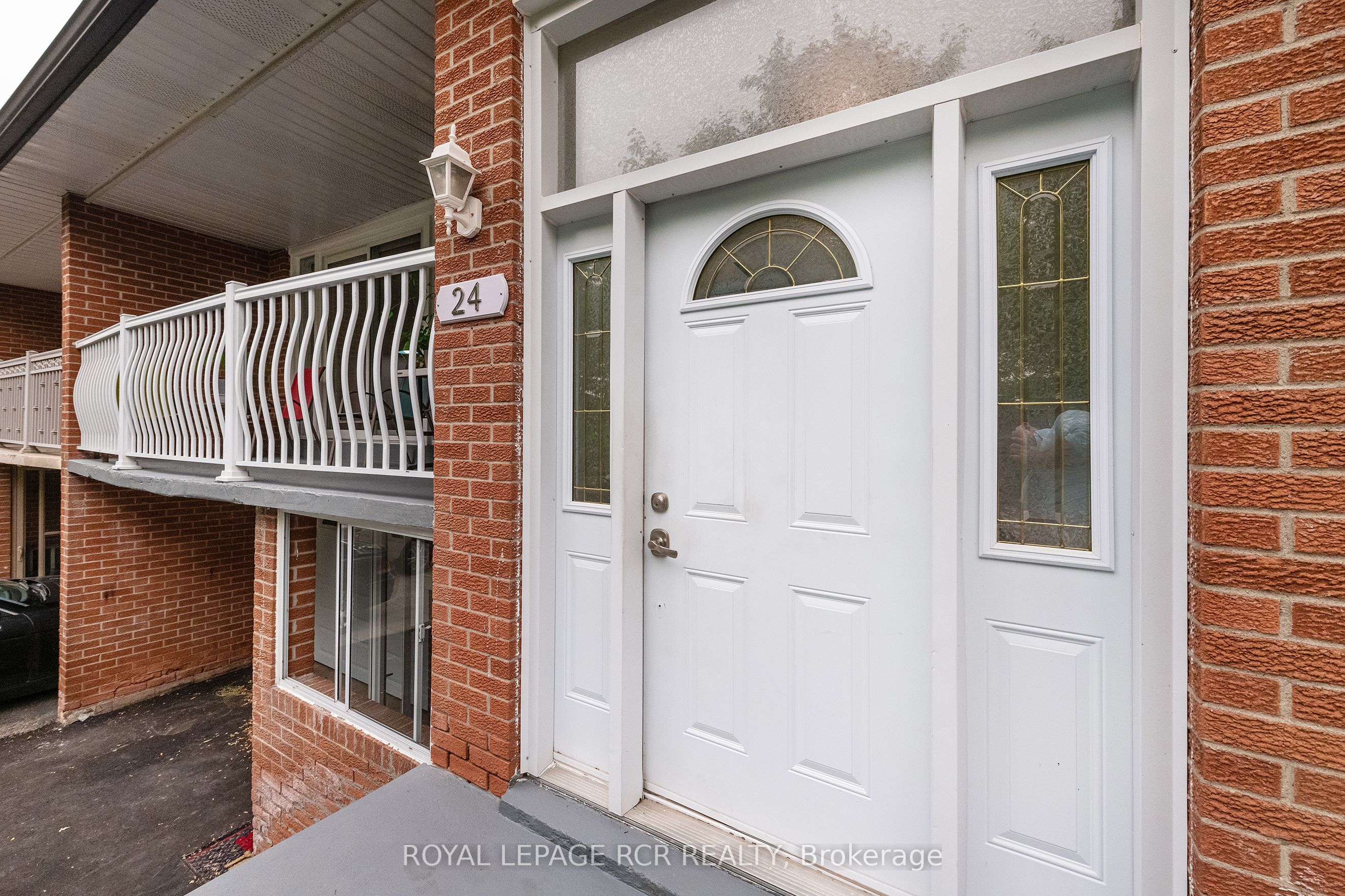 24 Petunias Road, Brampton, ON L6V 3G8 photo 4