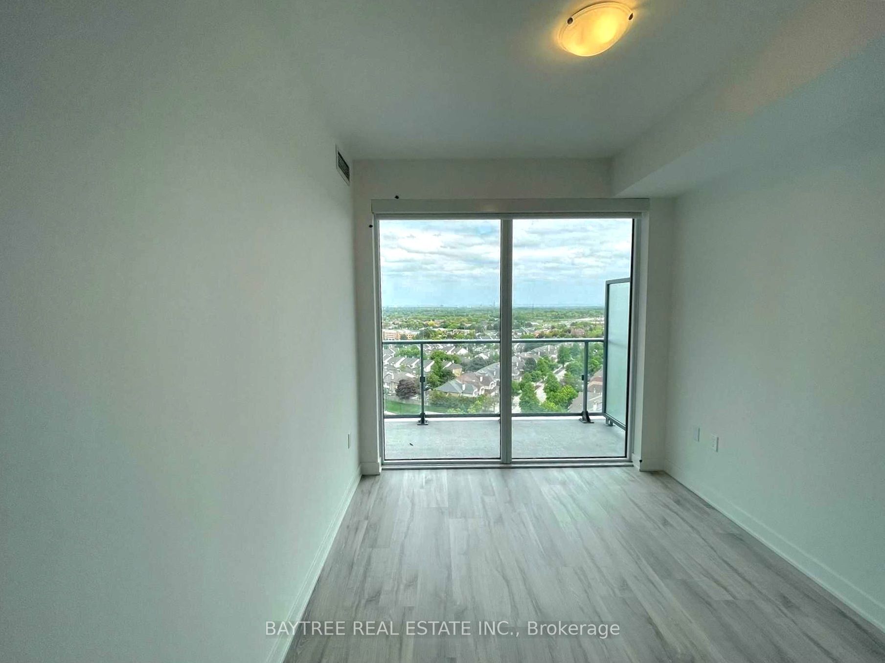 4655 Metcalfe Avenue 1406, Mississauga, ON L5M 0Z7 photo 5