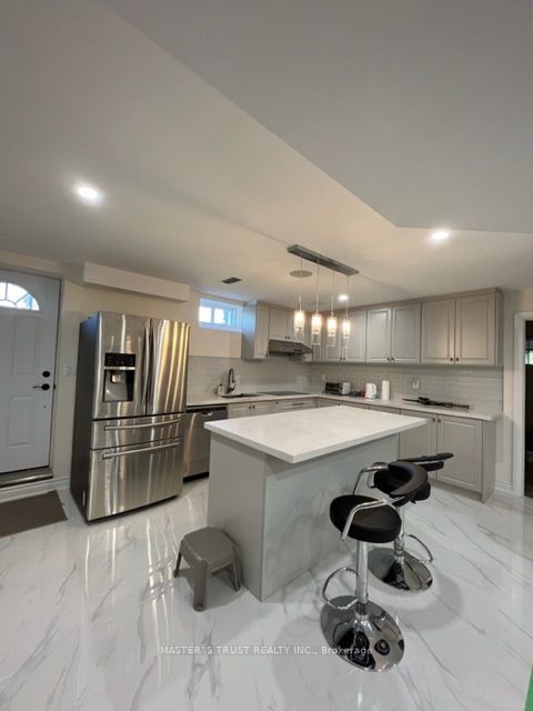 31 Ashcreek Drive BSM, Brampton, ON L6Y 3A7 photo 5