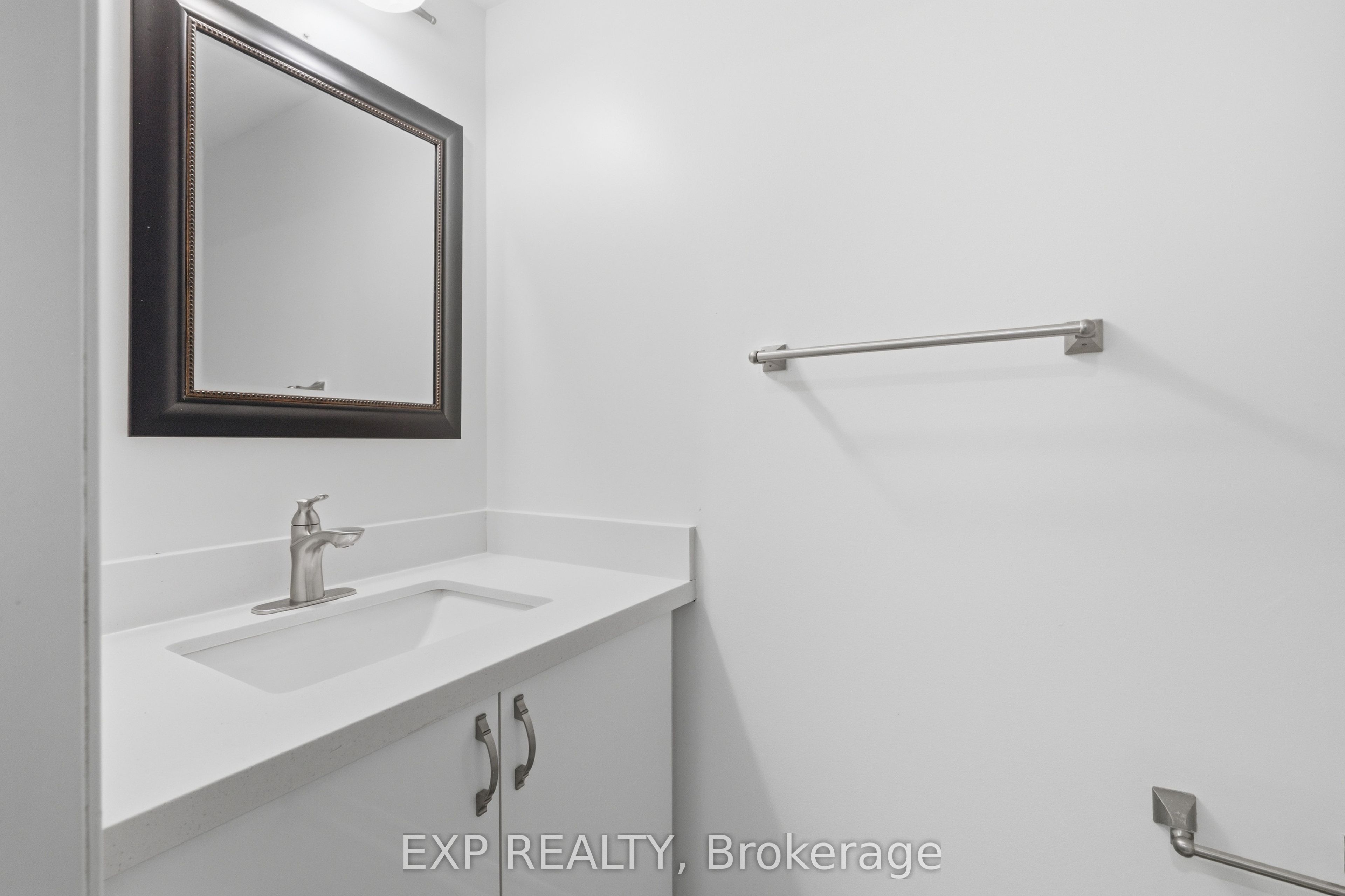 1015 Borden Lane, Milton, ON L9T 5N9 photo 5