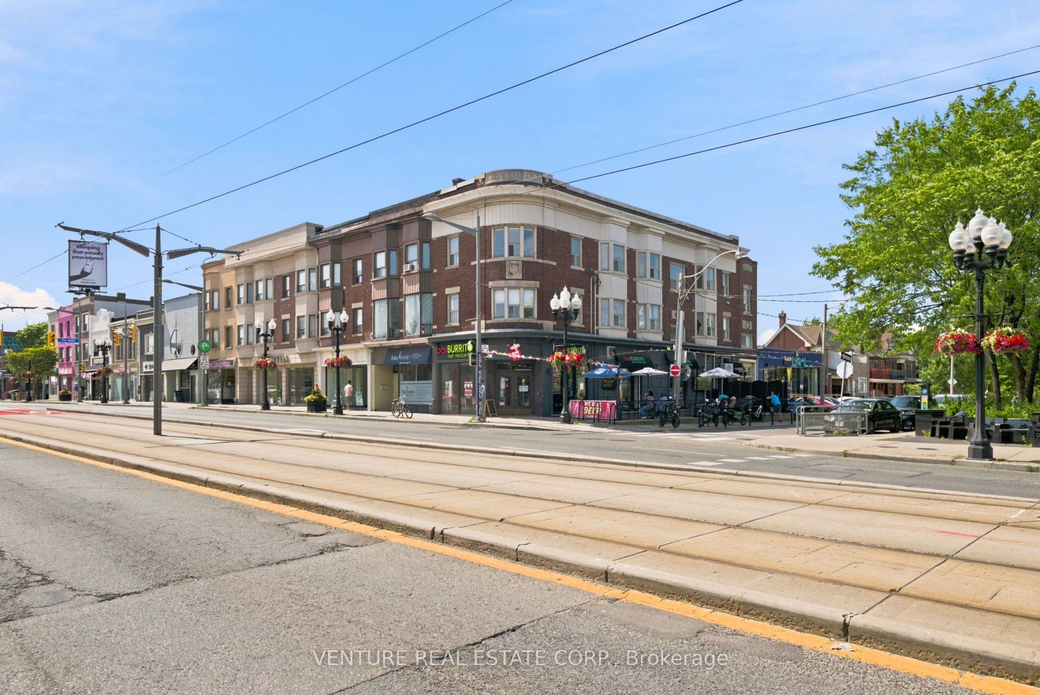 1228 St Clair Avenue W 3, Toronto, ON M6E 1B7 photo 2