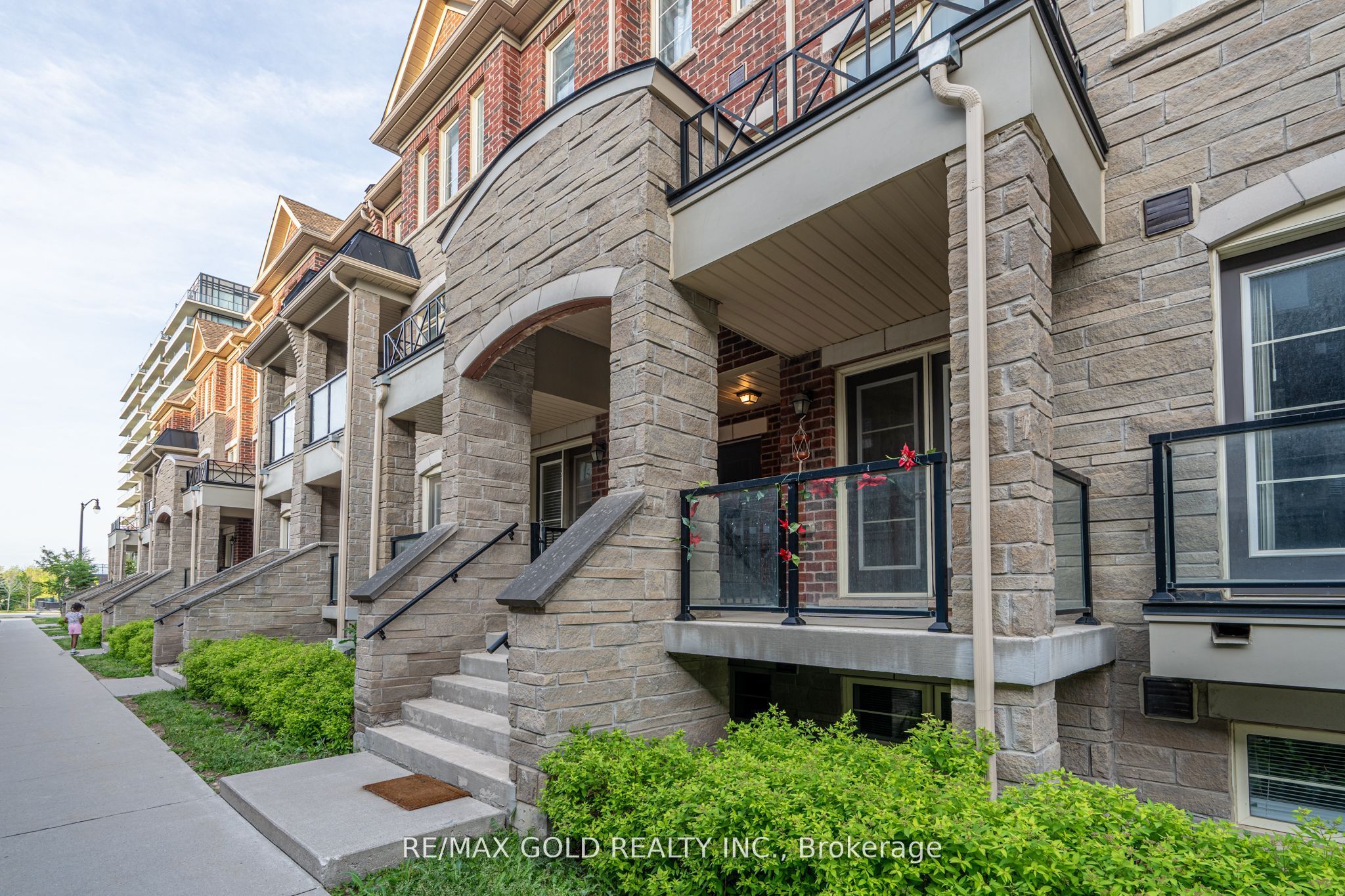 200 Veterans Drive 45, Brampton, ON L7A 4S6