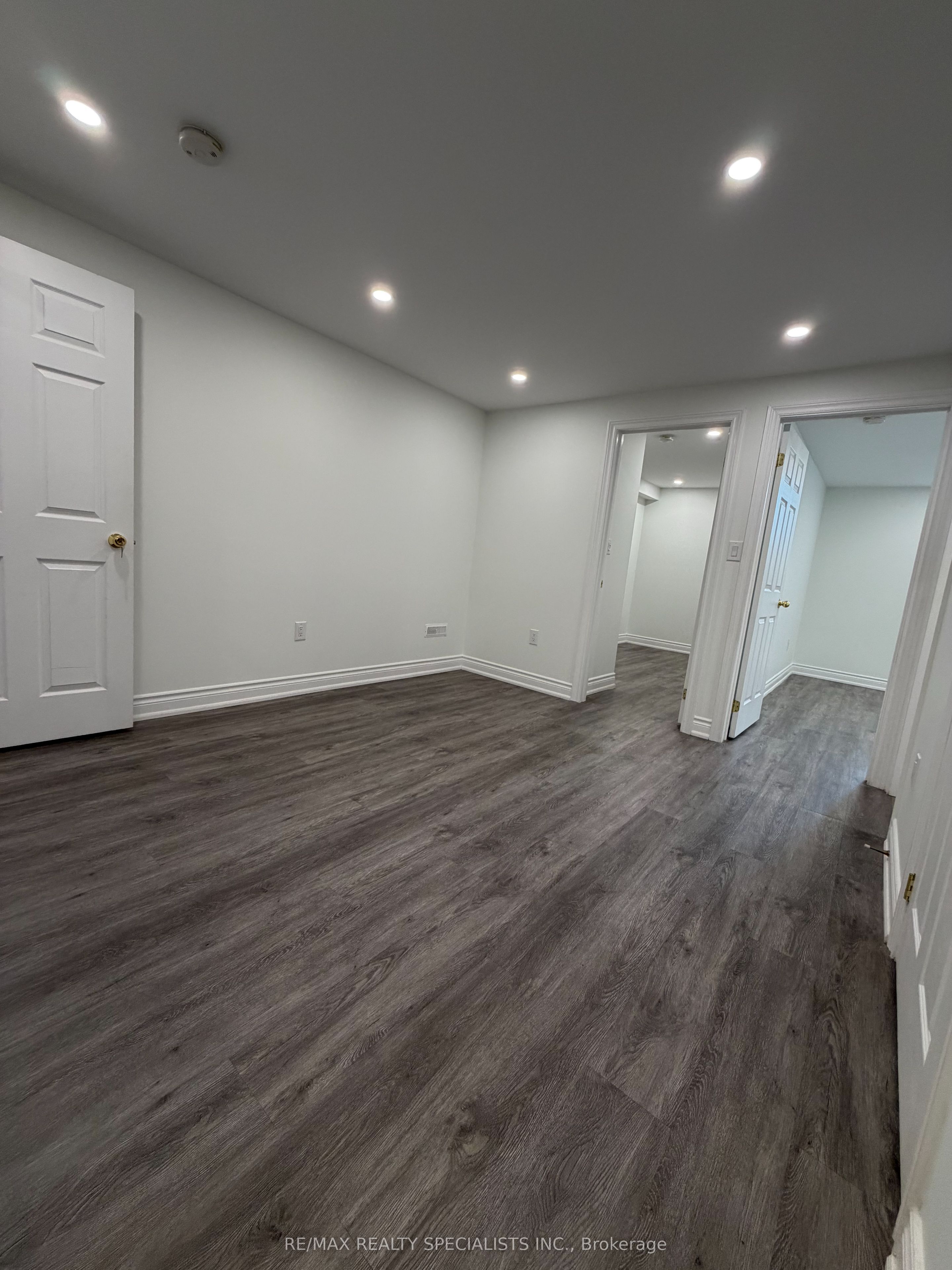 5190 Nestling Grove LOWER, Mississauga, ON L5M 0L2 photo 3