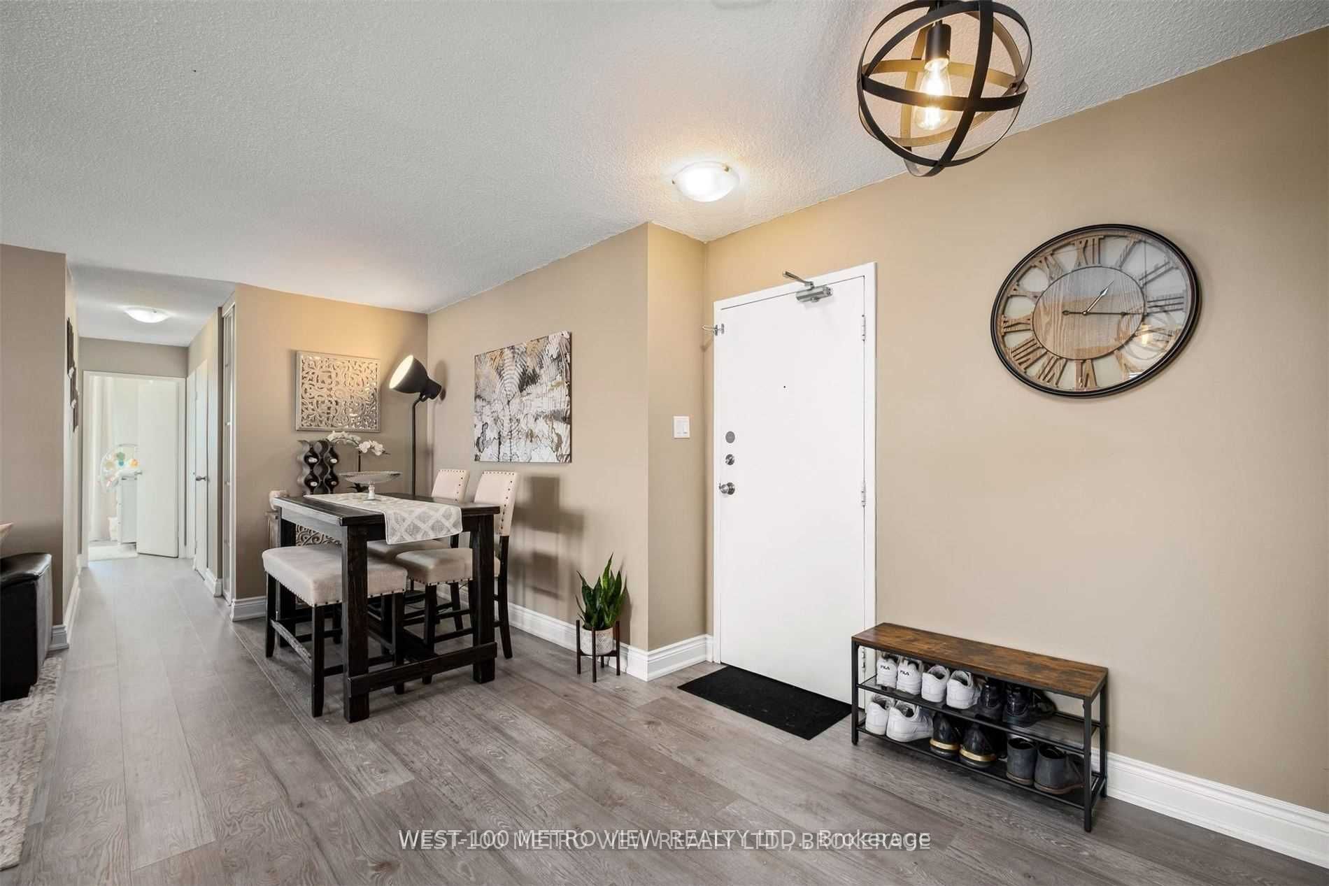 966 Inverhouse Drive 1102, Mississauga, ON L5J 4B6 photo 5