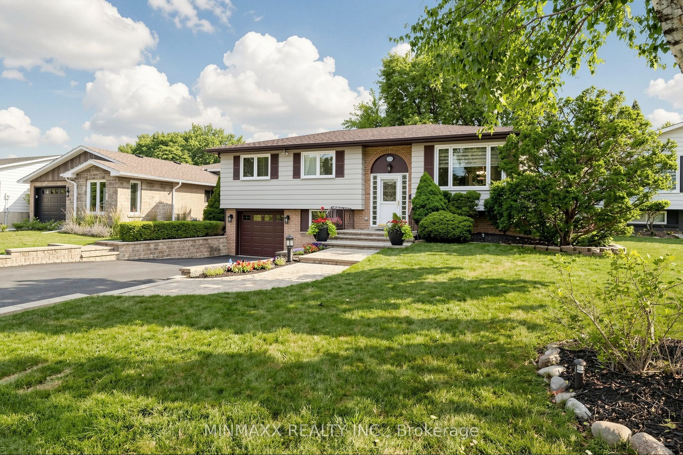 588 STRATHCONA Court, Milton, ON L9T 3B5 photo 3