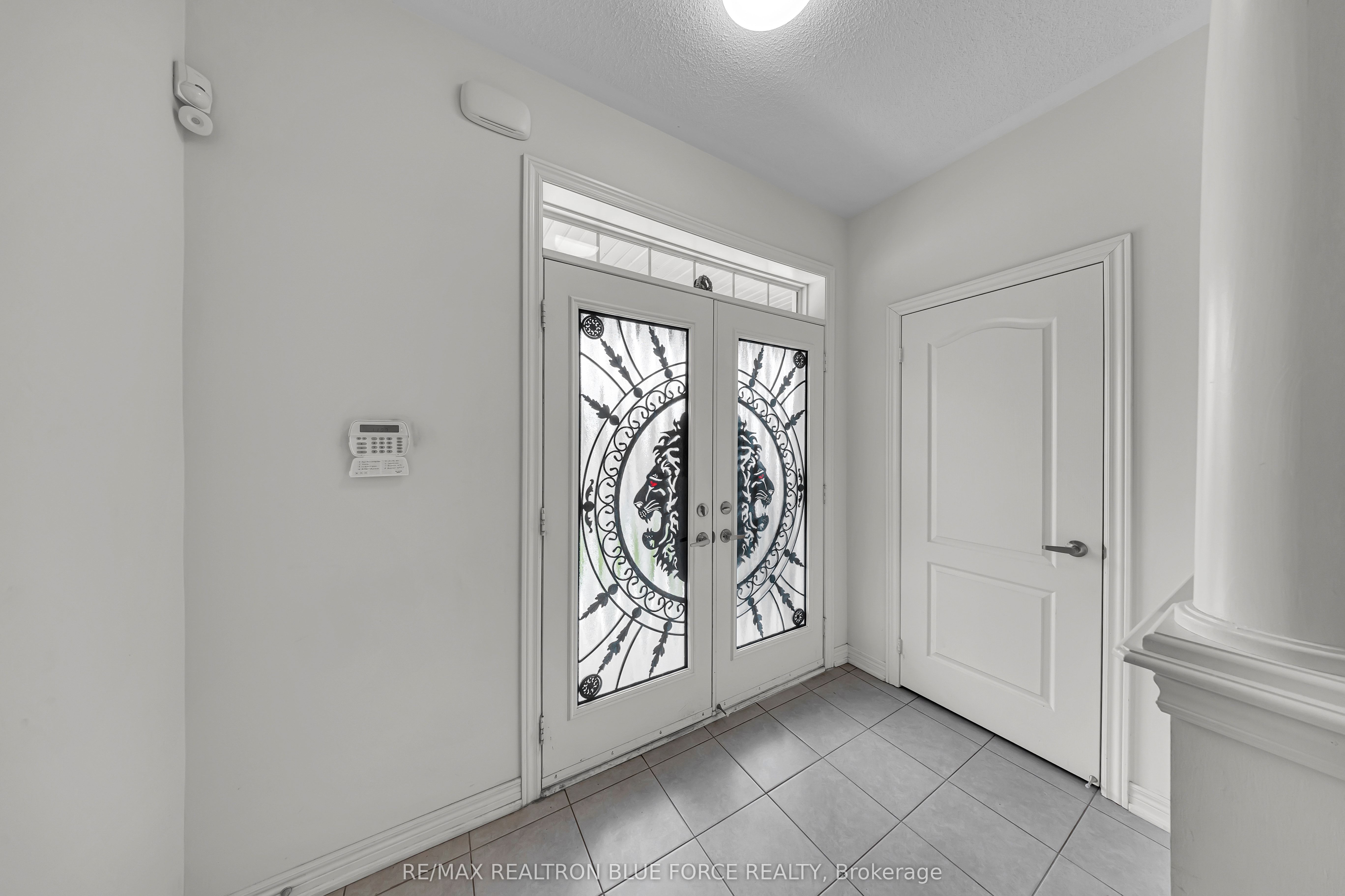 38 Pinedale Avenue, Caledon, ON L7C 3Z6 photo 3