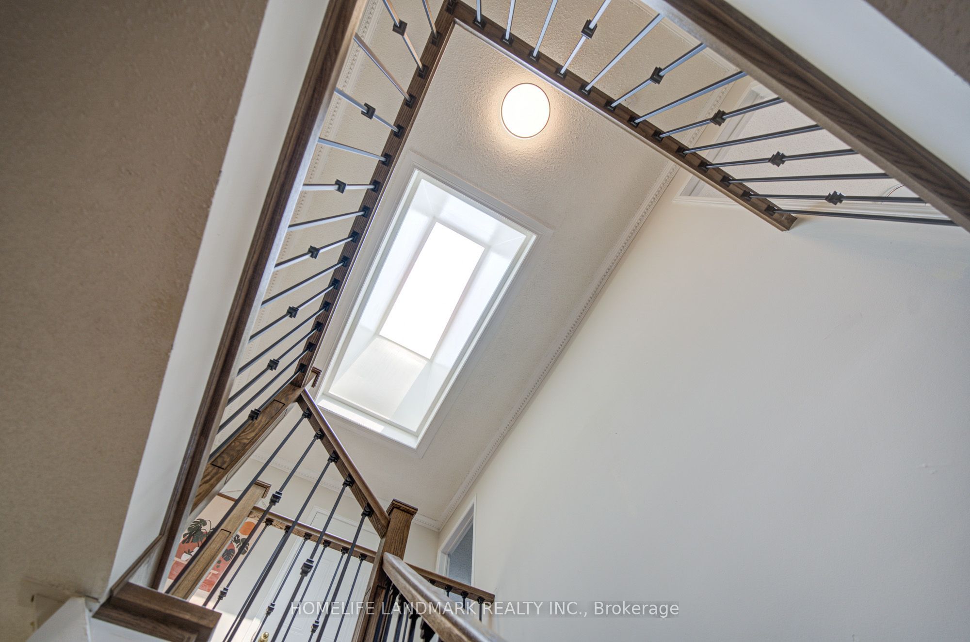 1091 Queens Avenue, Oakville, ON L6H 4K9 photo 4