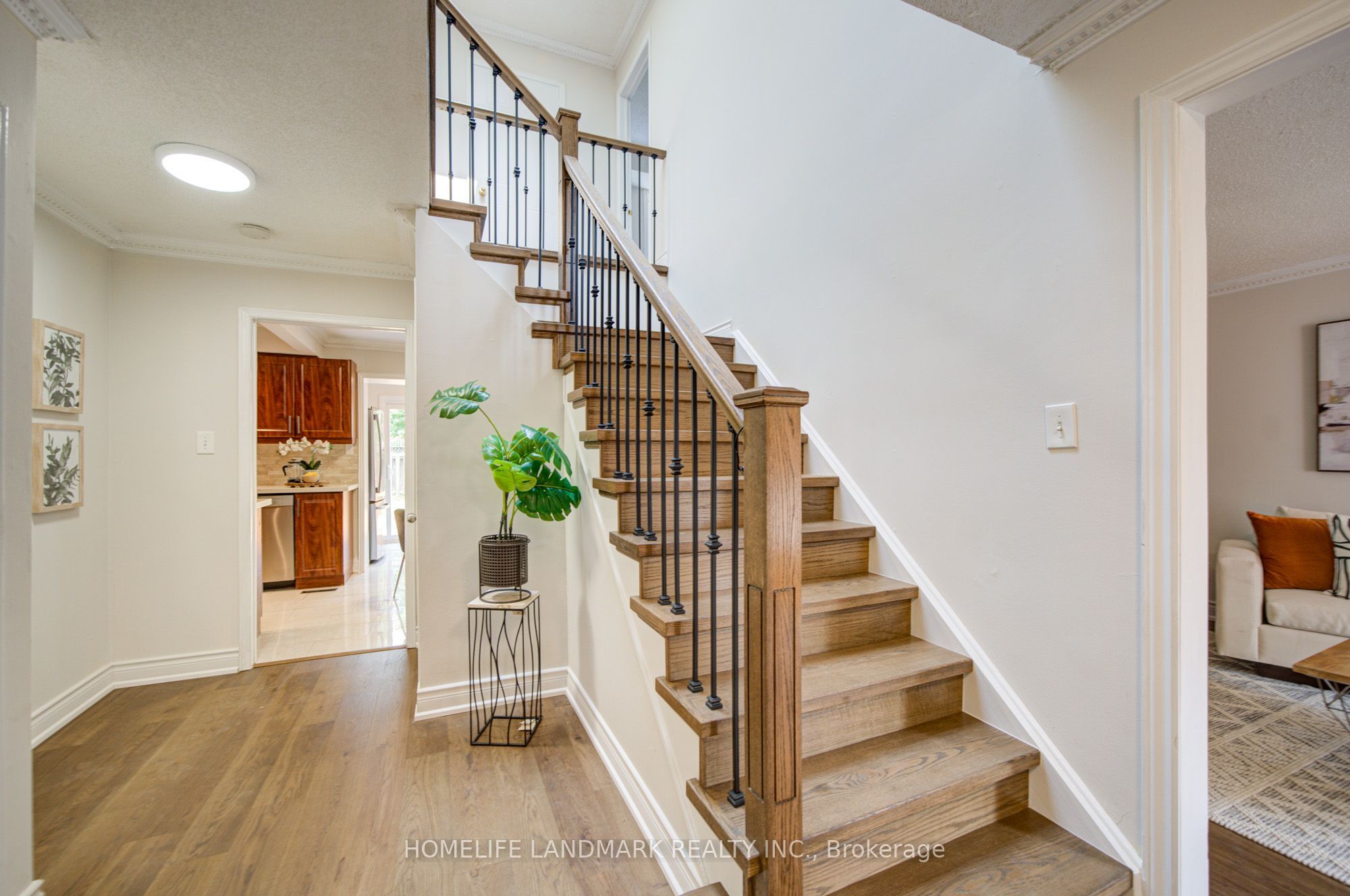 1091 Queens Avenue, Oakville, ON L6H 4K9 photo 5
