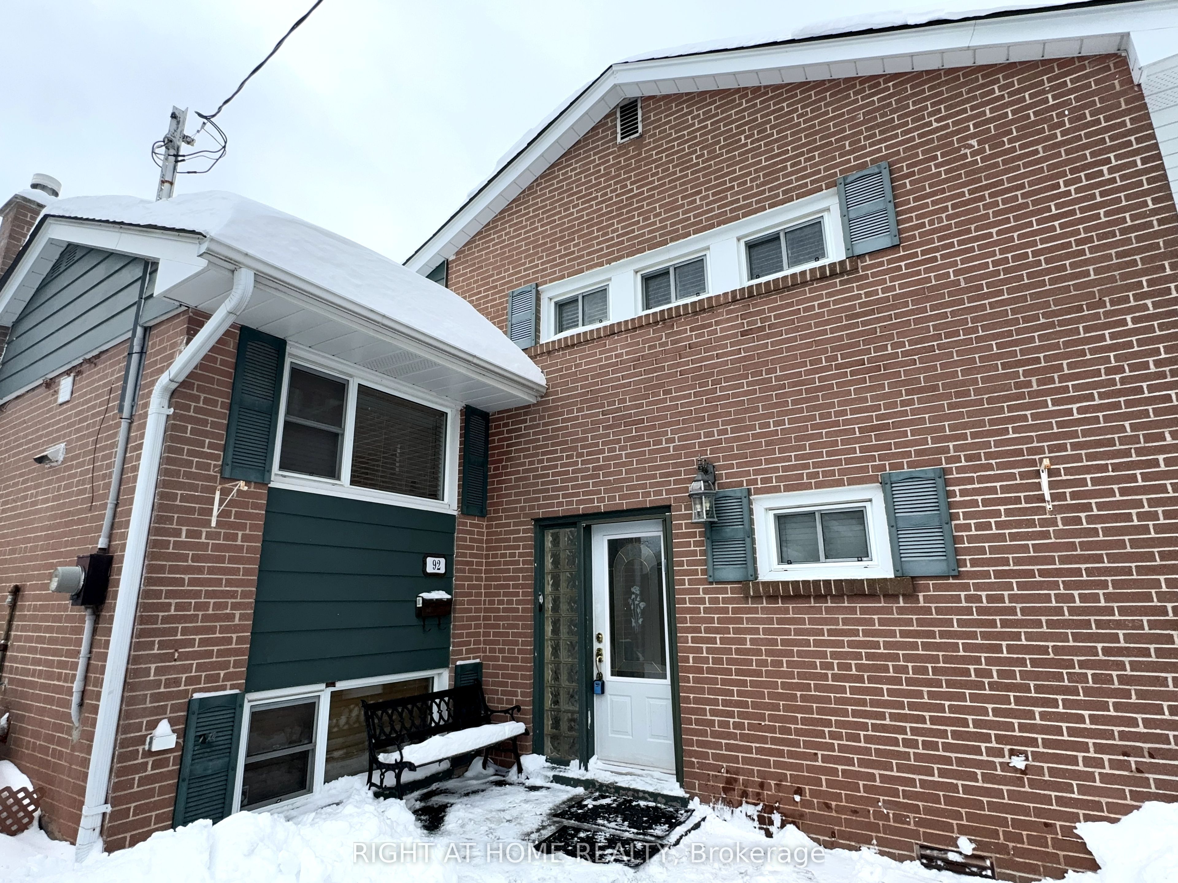 92 Vista Drive, Mississauga, ON L5M 1C5 photo 3