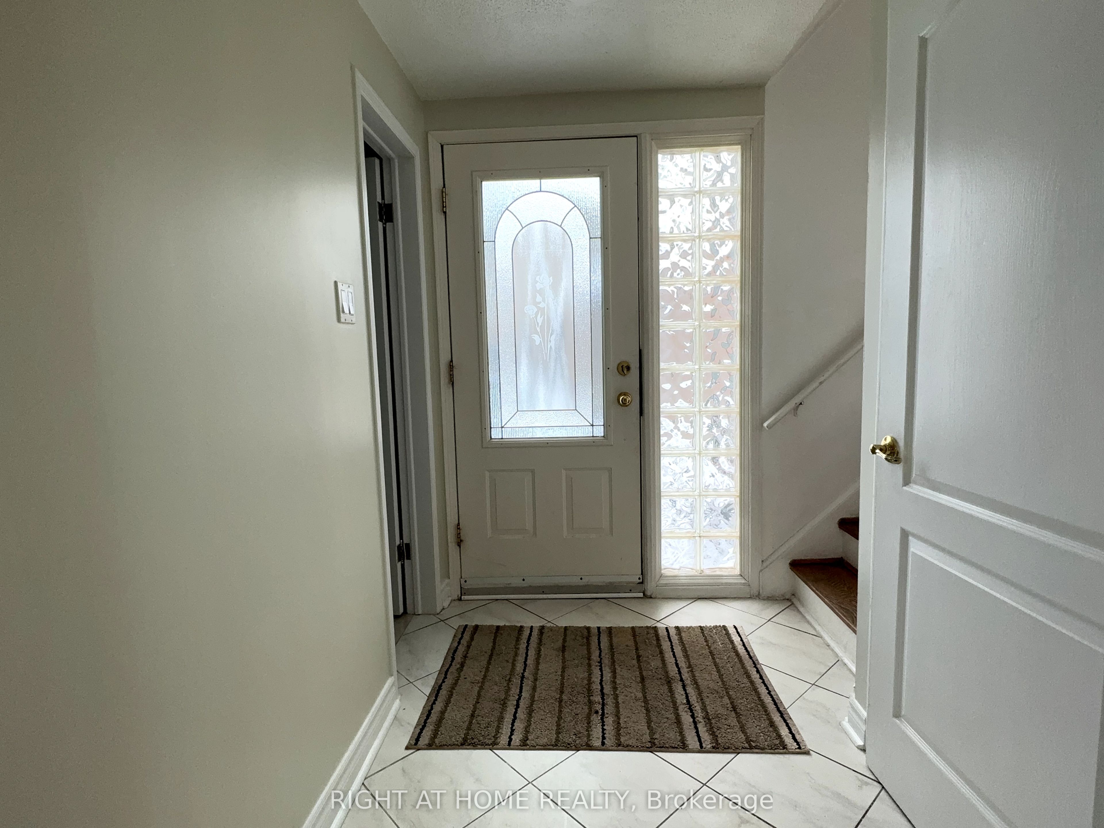 92 Vista Drive, Mississauga, ON L5M 1C5 photo 5