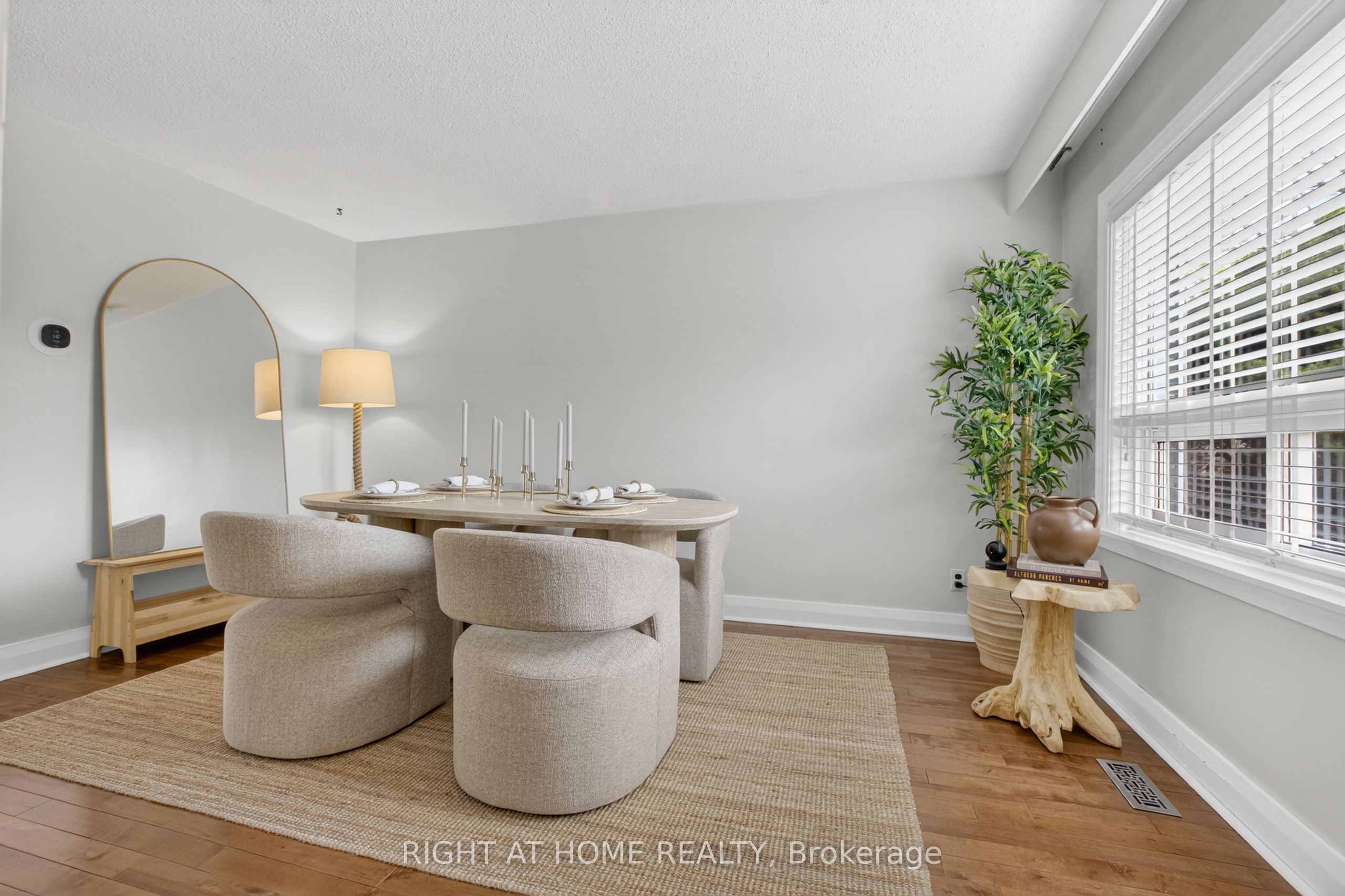 77 Elma Street, Toronto, ON M8V 1X9 photo 5