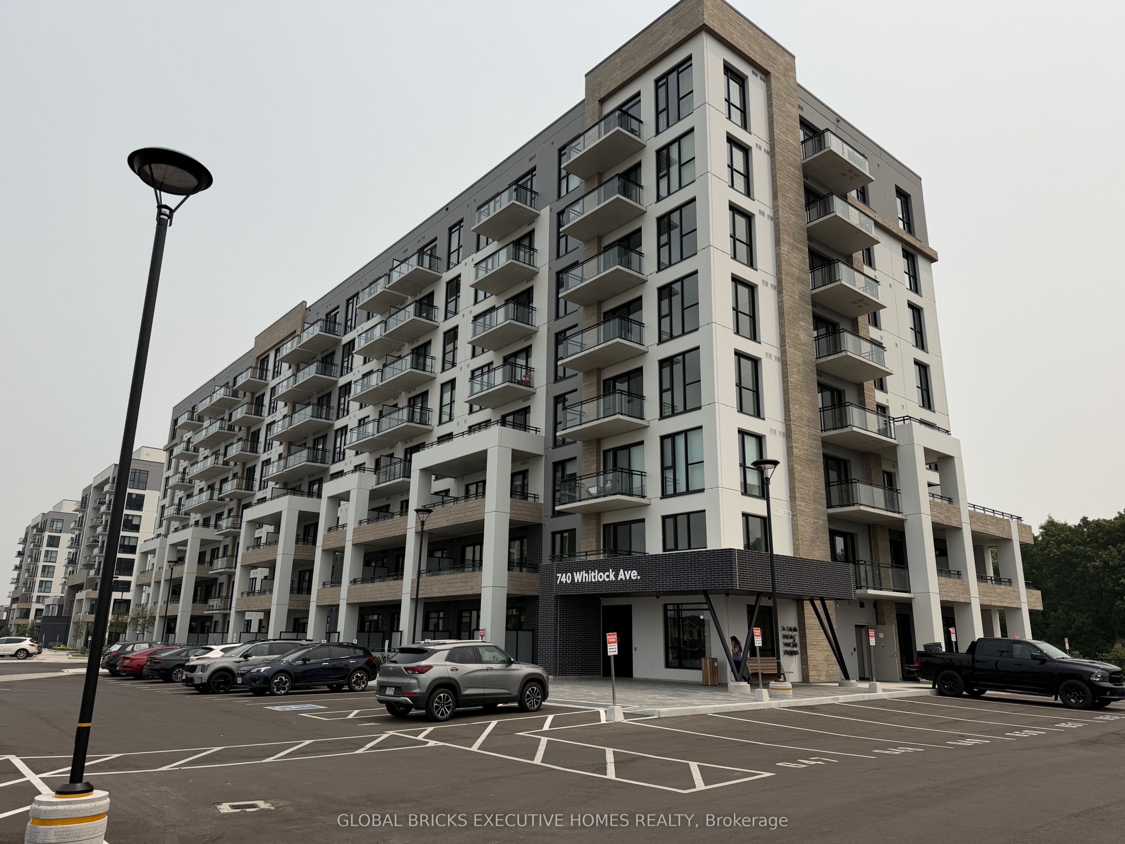 740 Whitlock Avenue 314, Milton, ON L9E 2B6
