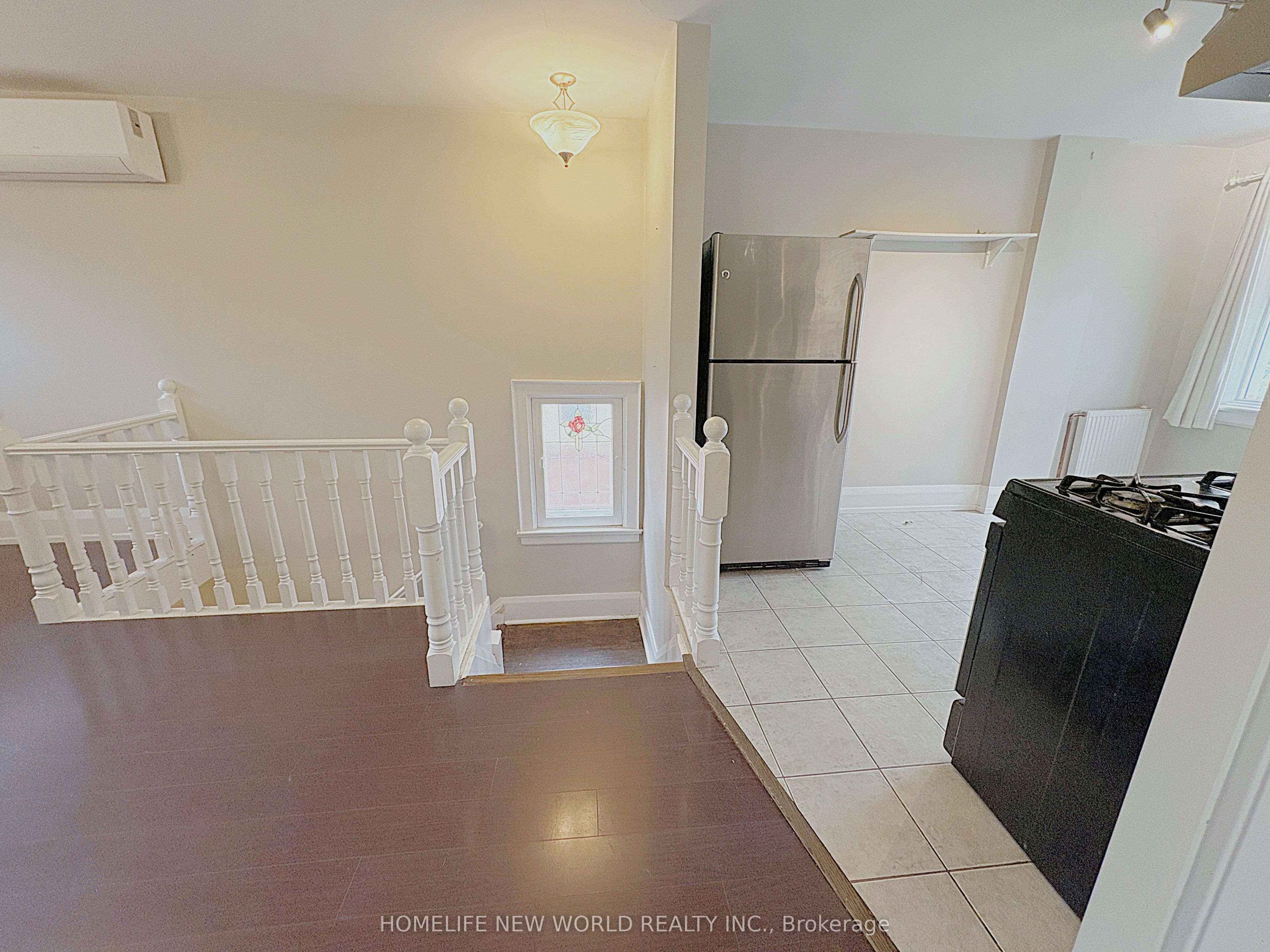 51 Parkdale Road 2nd Flr, Toronto, ON M6R 1E3 photo 5