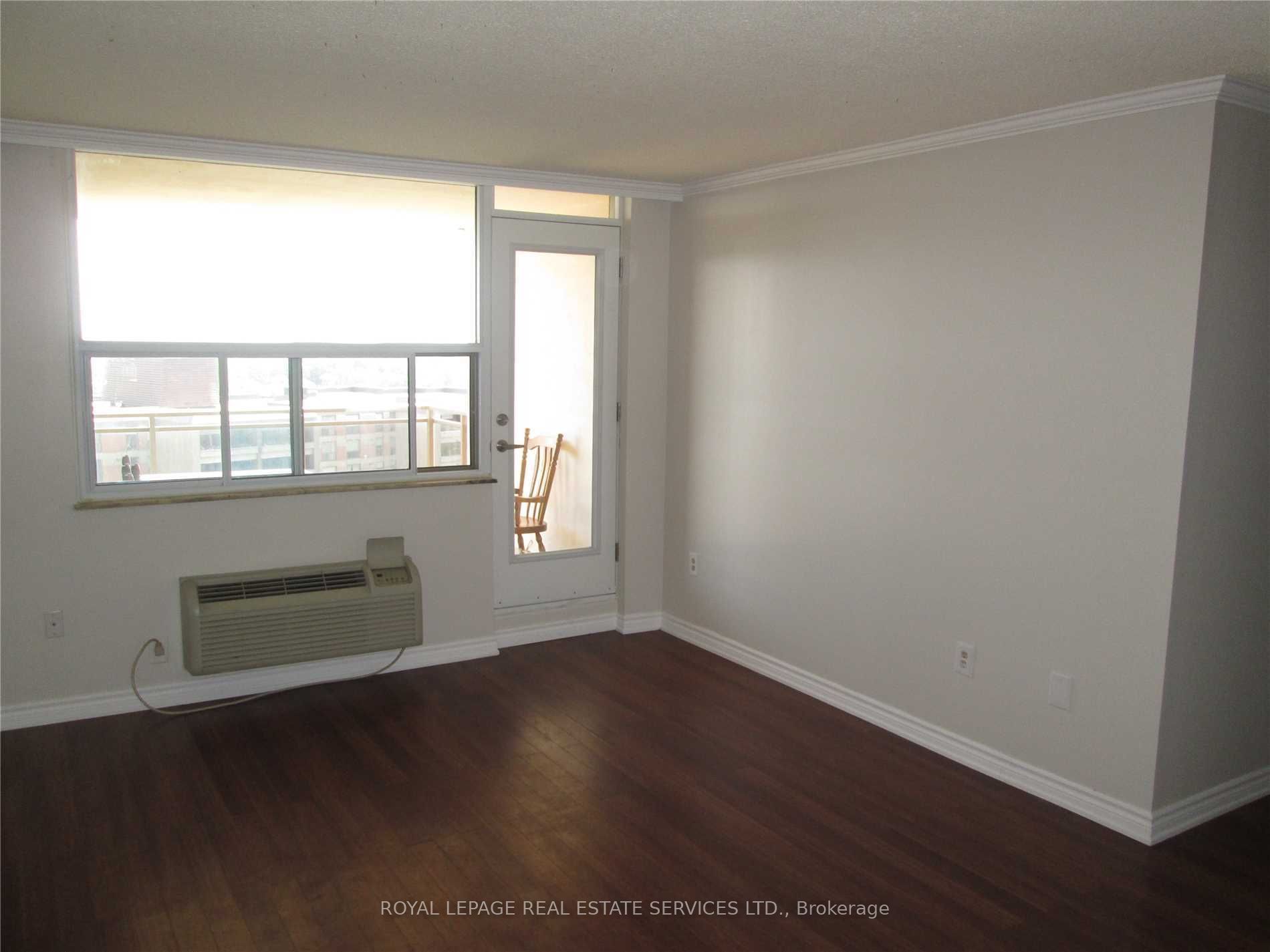 966 Inverhouse Drive 1510, Mississauga, ON L5J 4B6 photo 3