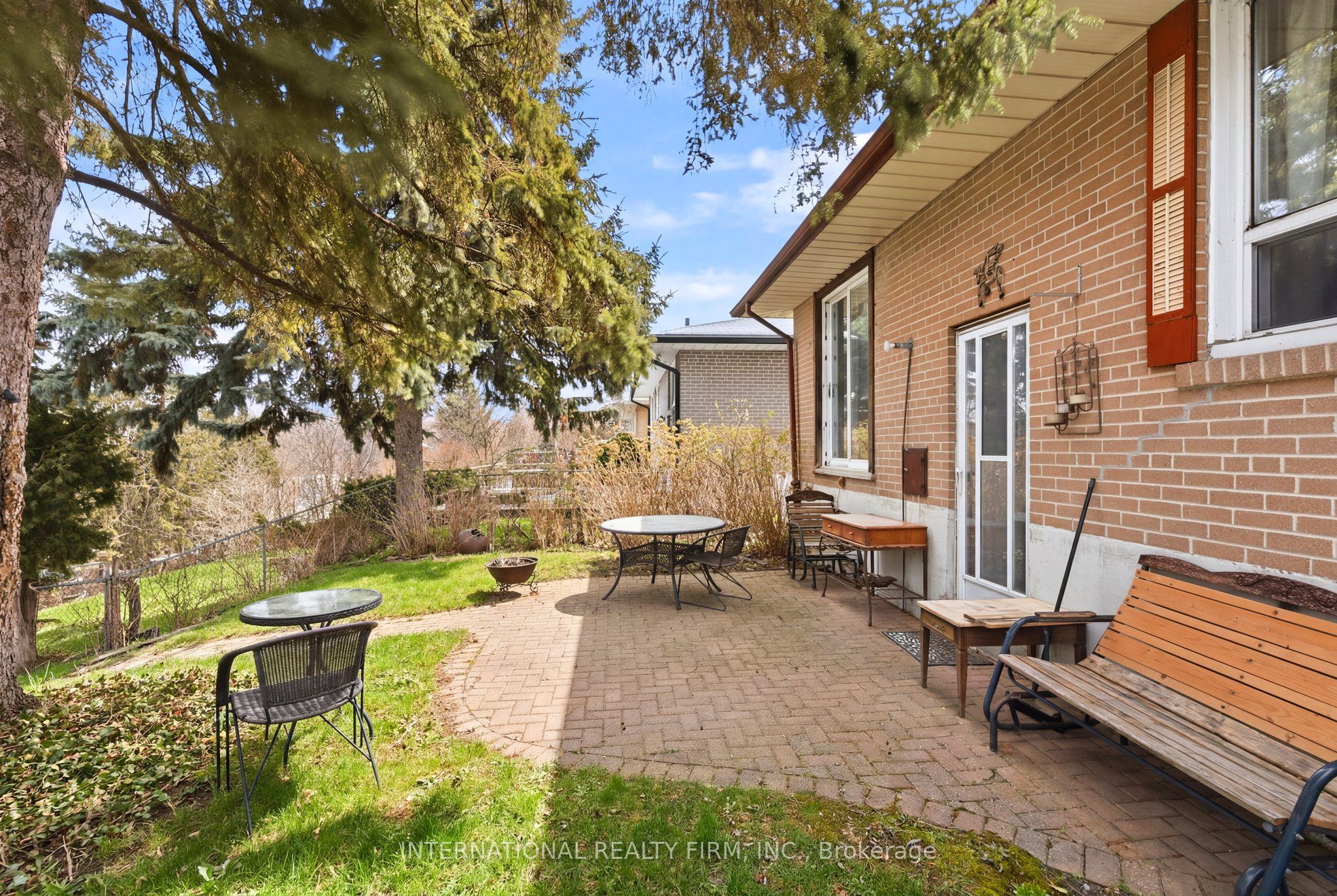 84 Hadrian Drive, Toronto, ON M9W 1V4 photo 4