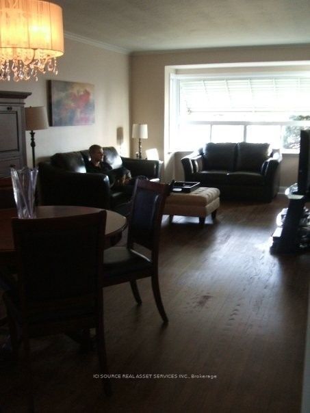 126 Silverhill Drive Main floor, Toronto, ON M9B 3W7 photo 4