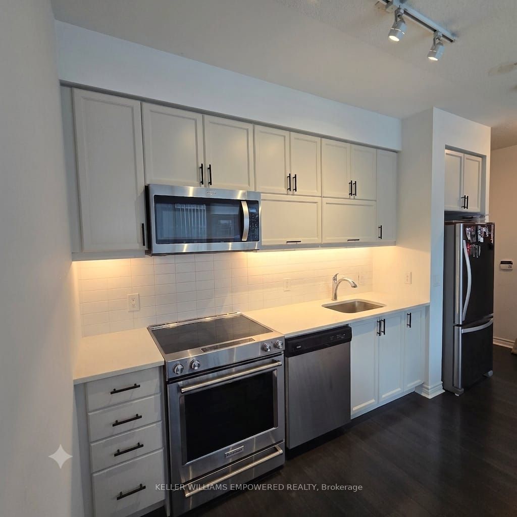 39 Annie Craig Drive 406, Toronto, ON M8V 0H1 photo 5