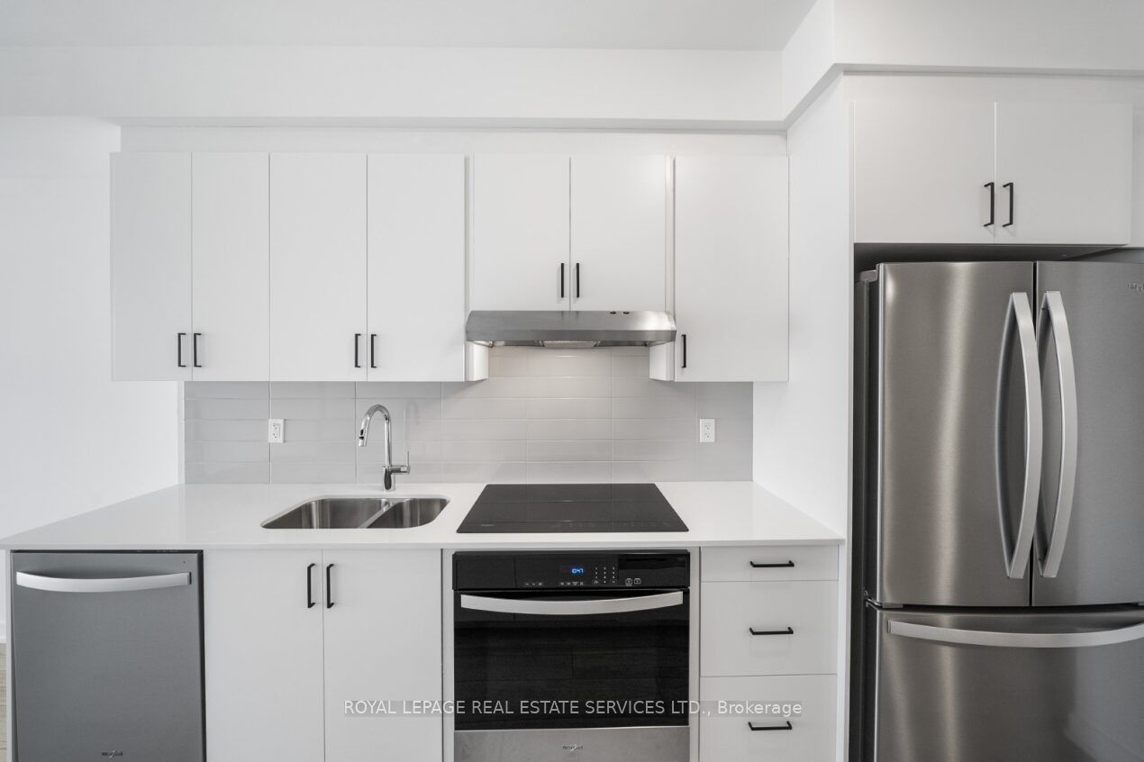 1035 Southdown Road 705, Mississauga, ON L5J 0A2 photo 4